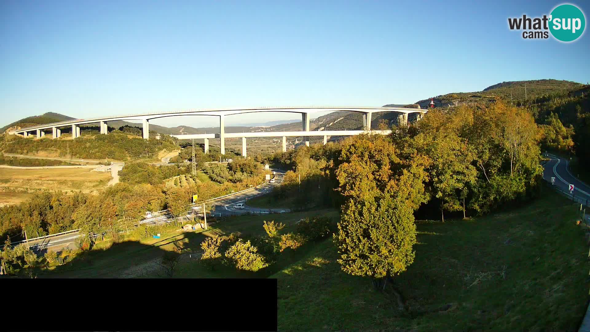 Webcam Črni Kal Viadukt – Viki Burger