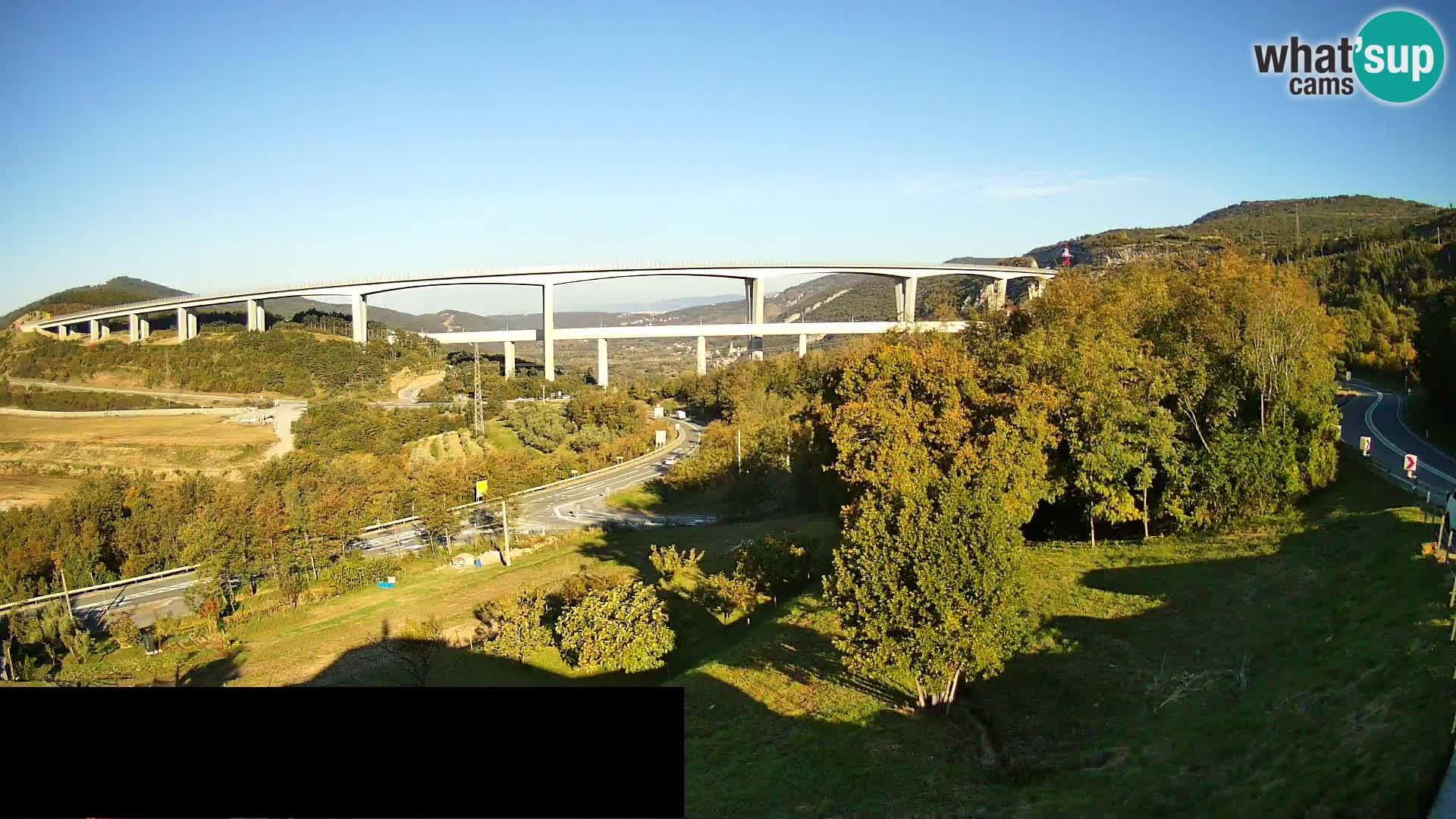 Camera en vivo Črni Kal Viaducto – Viki Burger