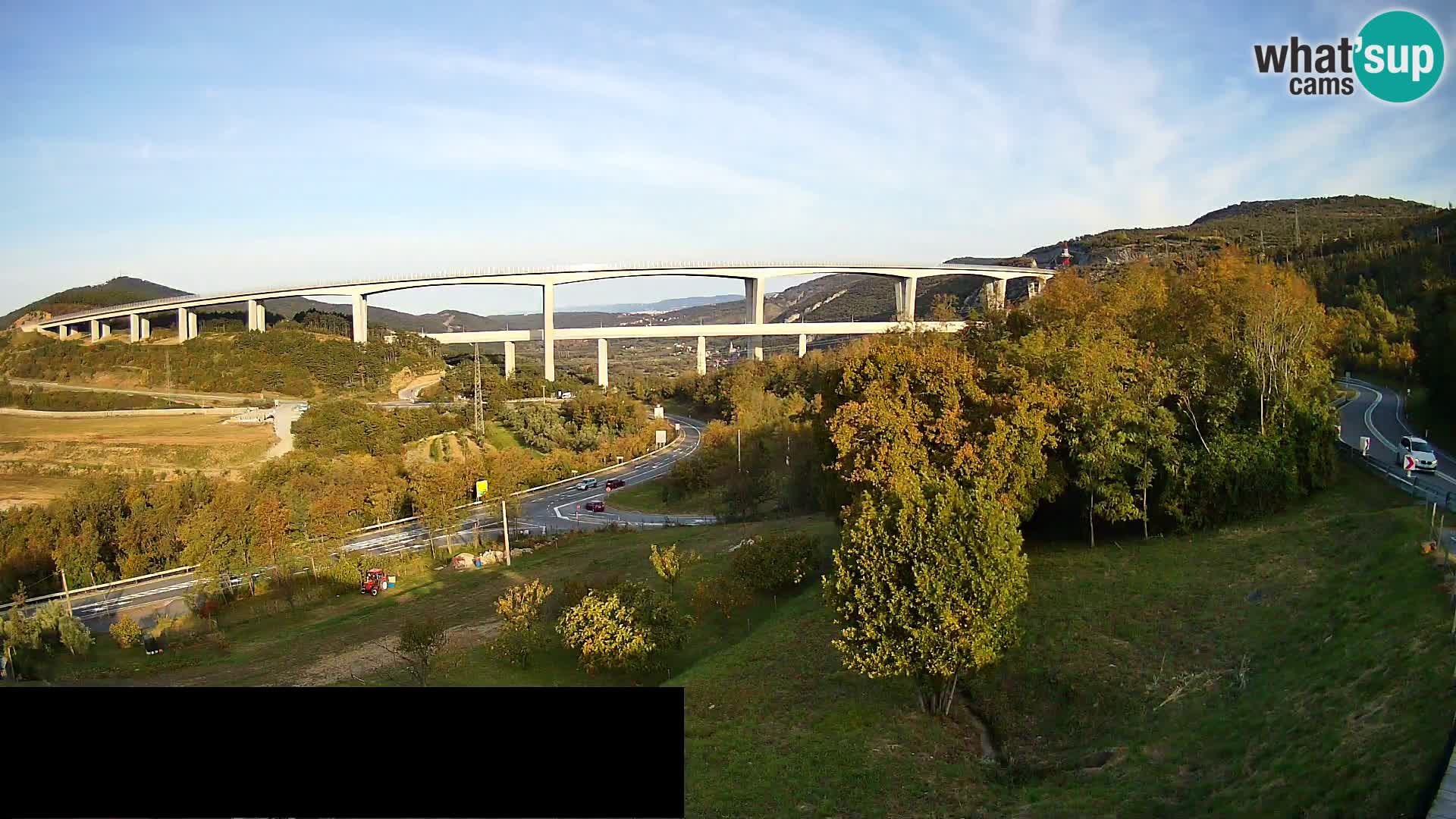 Camera en vivo Črni Kal Viaducto – Viki Burger