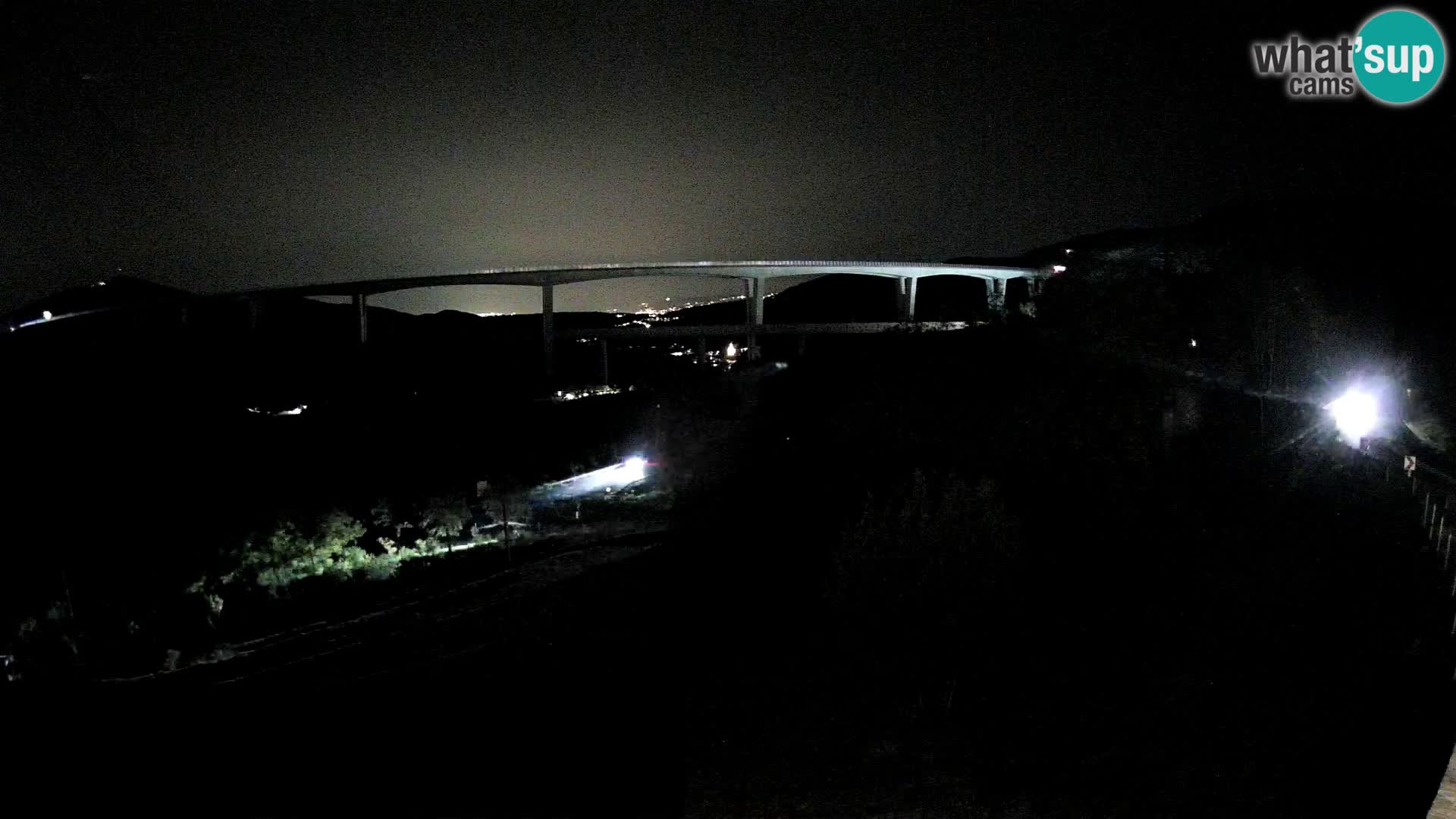 Live cam Črni Kal Viaduc – Viki Burger