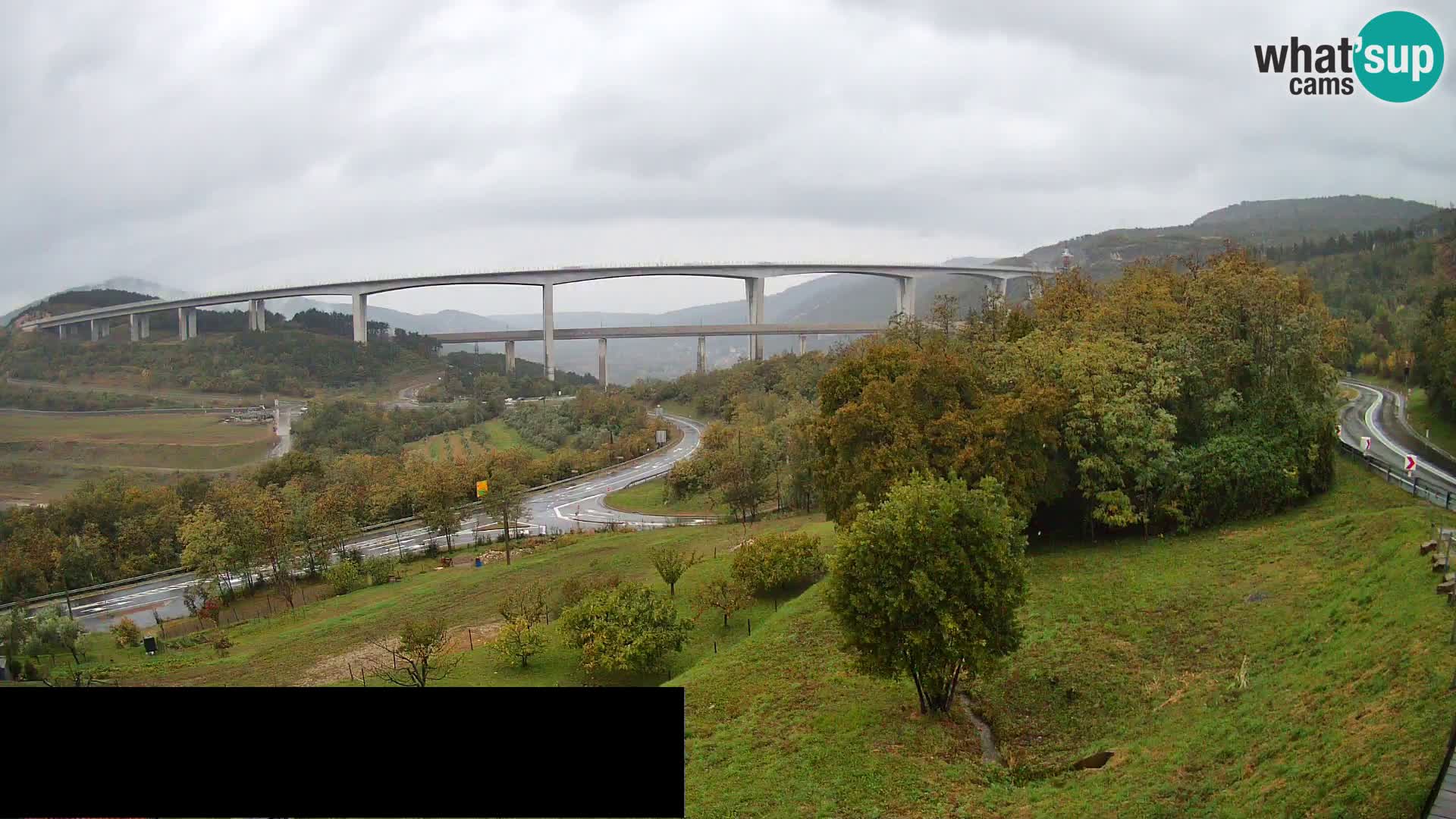 Live cam Črni Kal Viaduc – Viki Burger