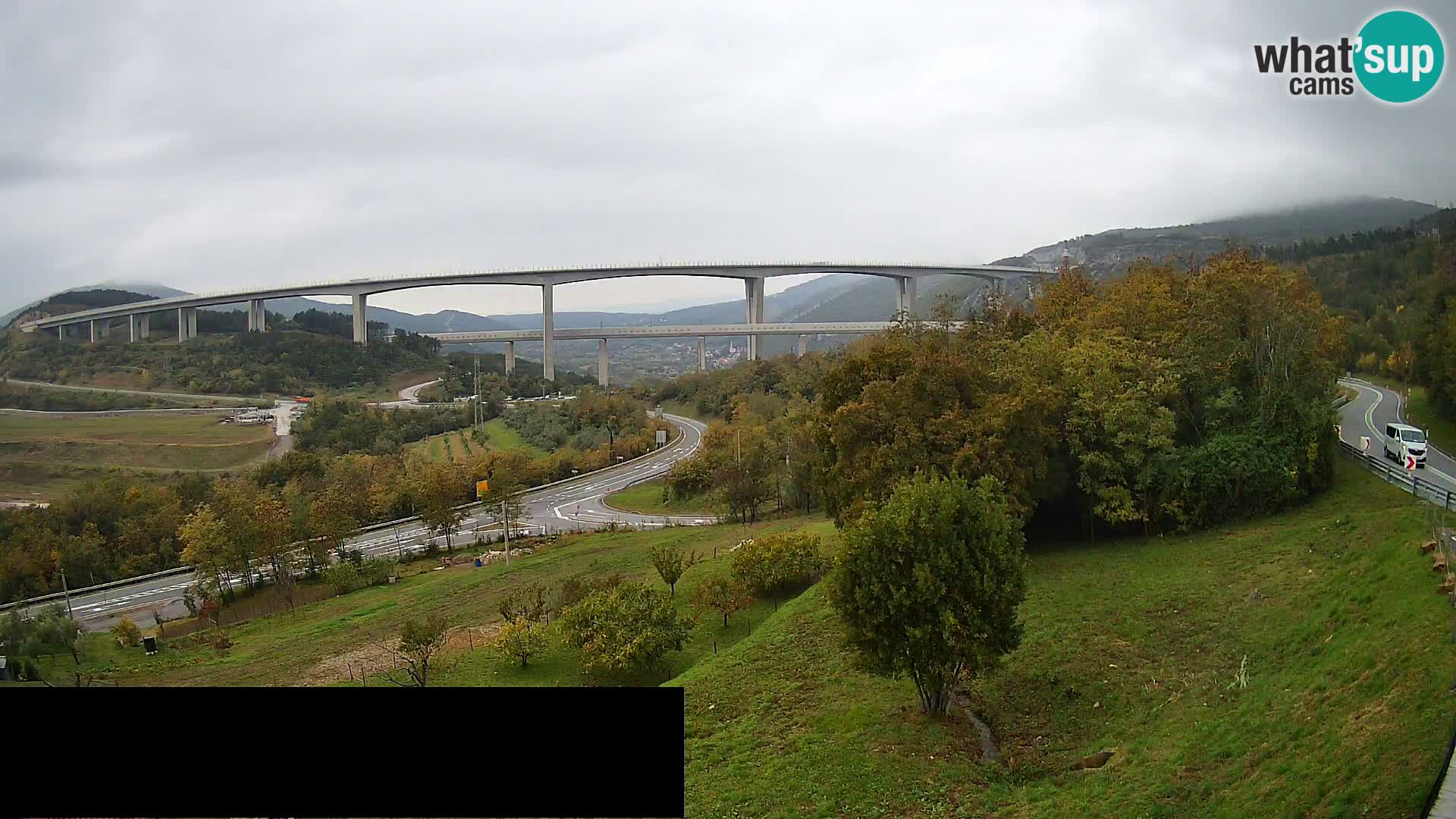 Live cam Črni Kal Viaduc – Viki Burger