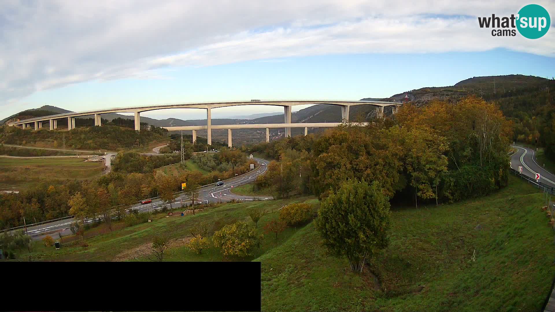 Webcam Črni Kal Viaduct – view from Viki Burger