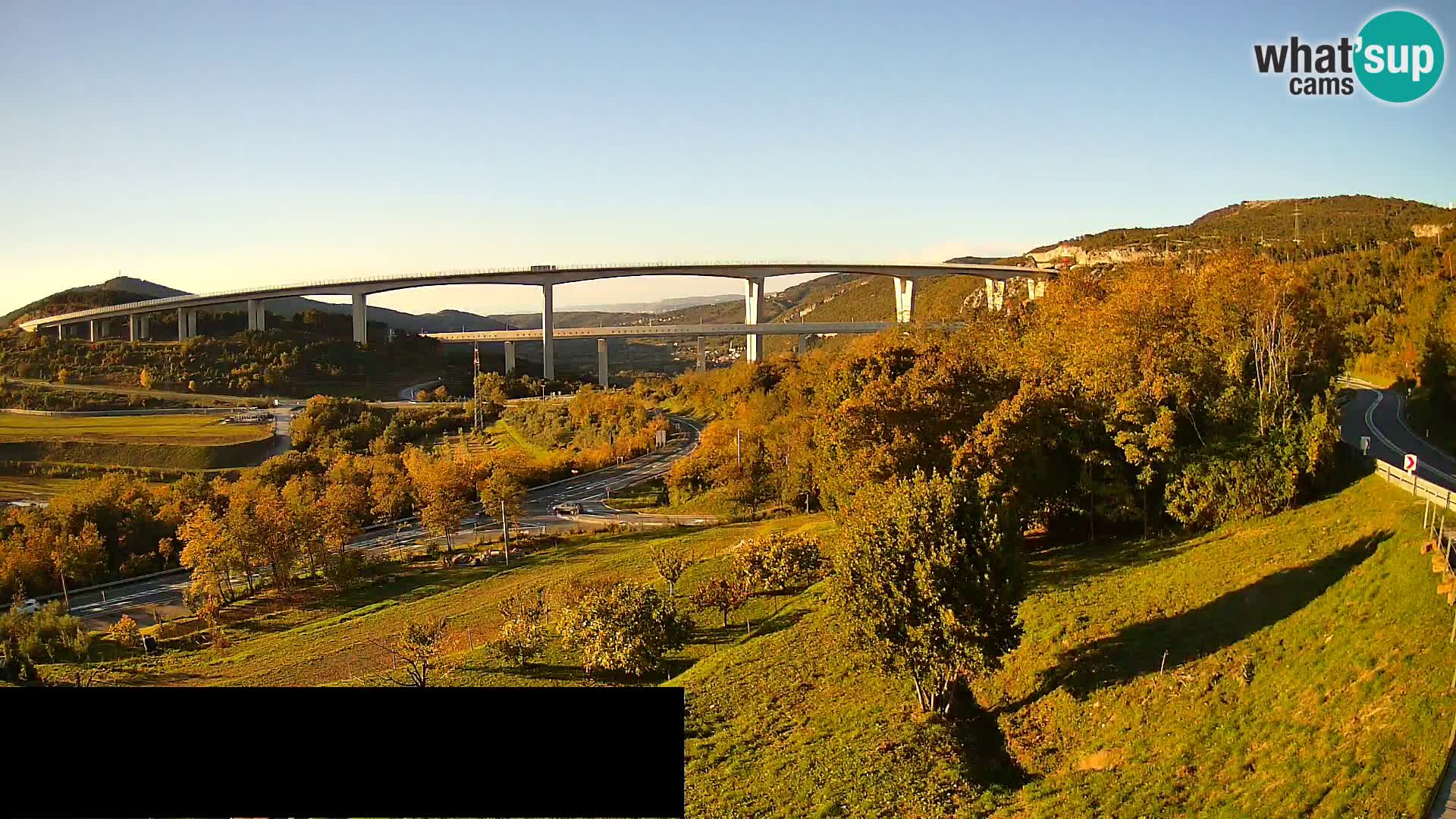 Webcam Črni Kal Viadukt – Viki Burger