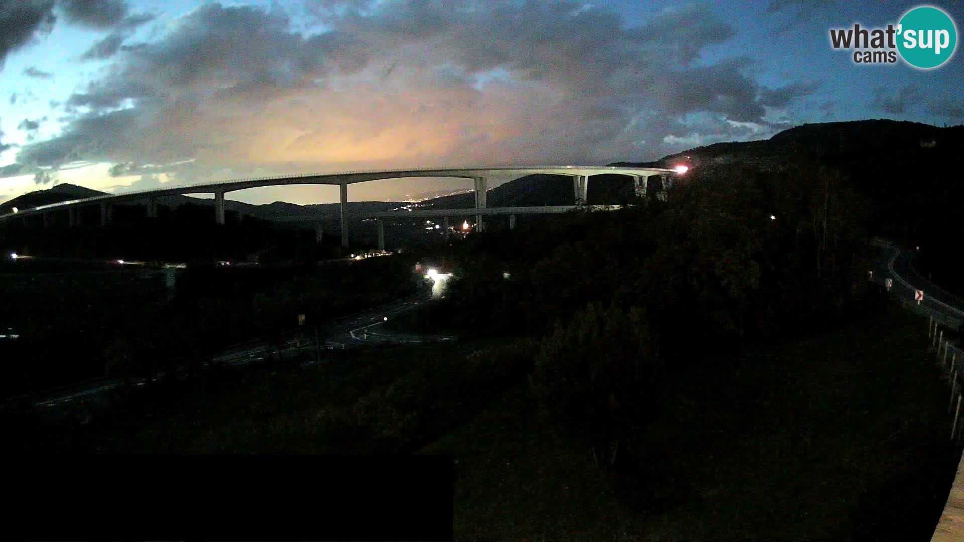 Live cam Črni Kal Viaduc – Viki Burger