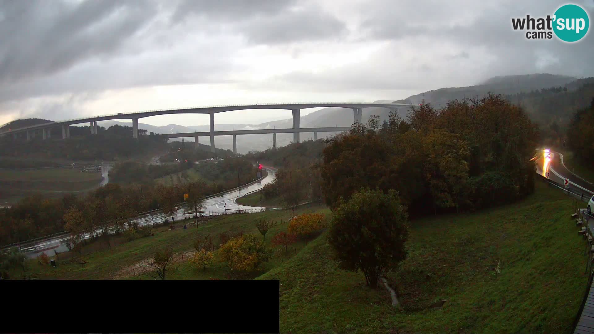 Webcam Črni Kal Viaduct – view from Viki Burger