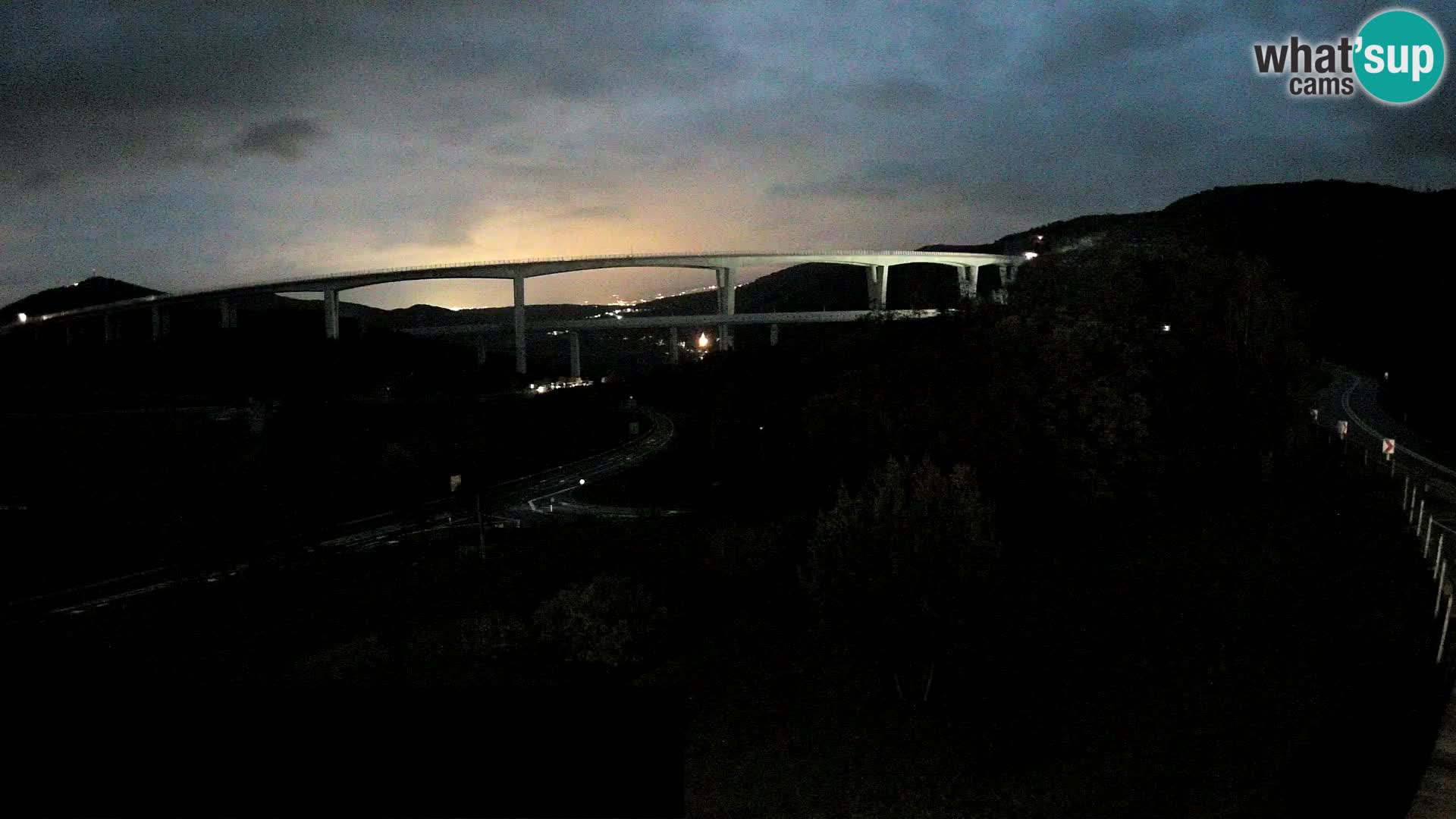 Webcam Črni Kal Viadukt – Viki Burger