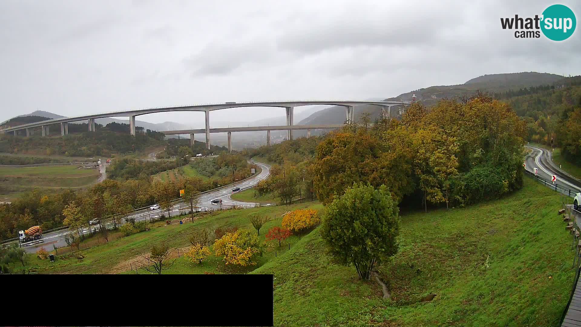 Live cam Črni Kal Viaduc – Viki Burger