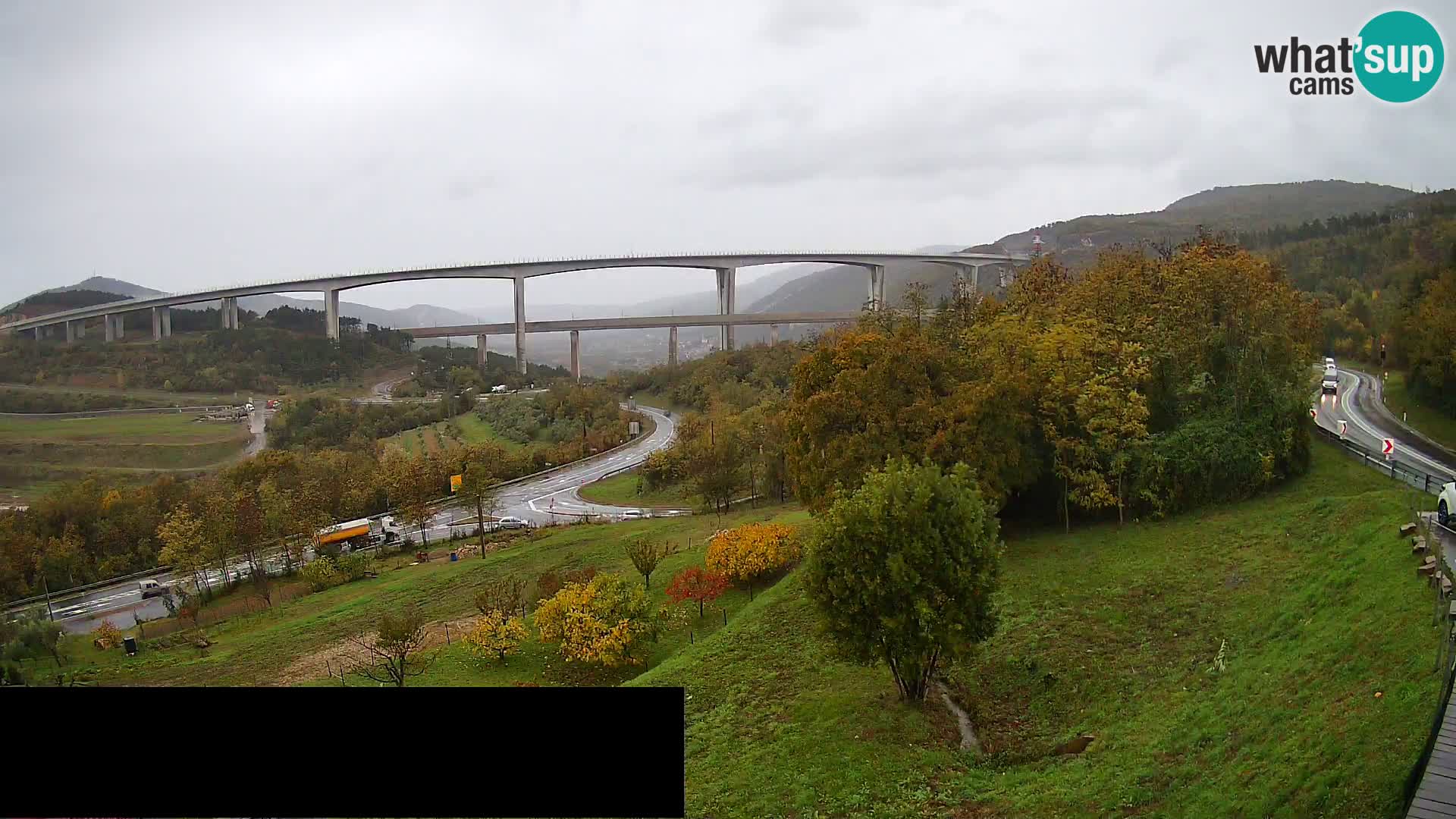 Webcam Črni Kal Viadukt – Viki Burger
