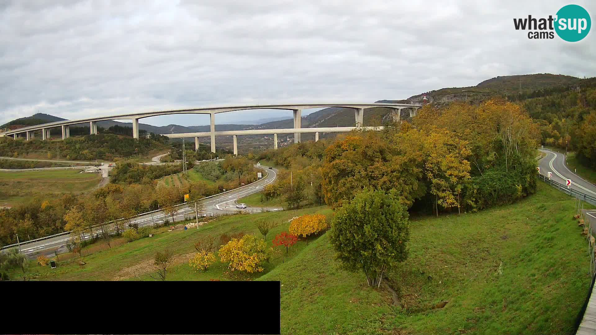Live cam Črni Kal Viaduc – Viki Burger