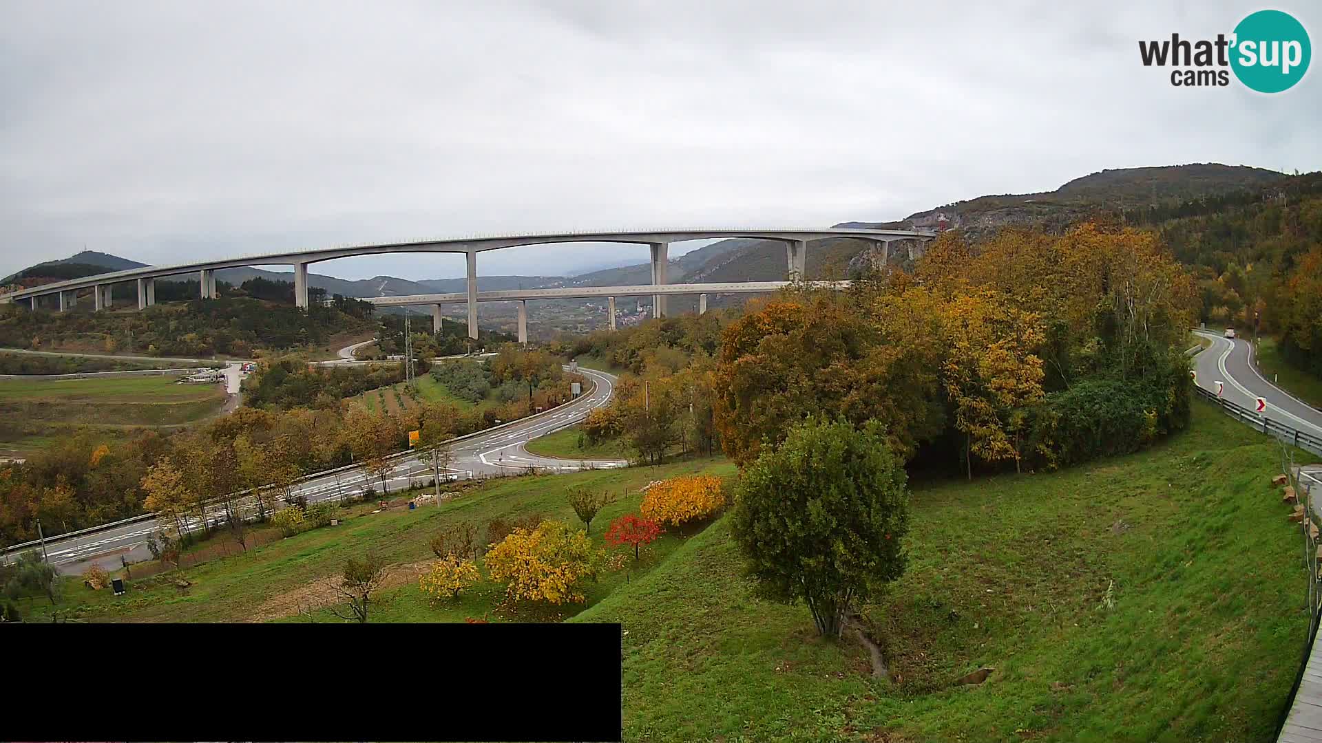 Live cam Črni Kal Viaduc – Viki Burger