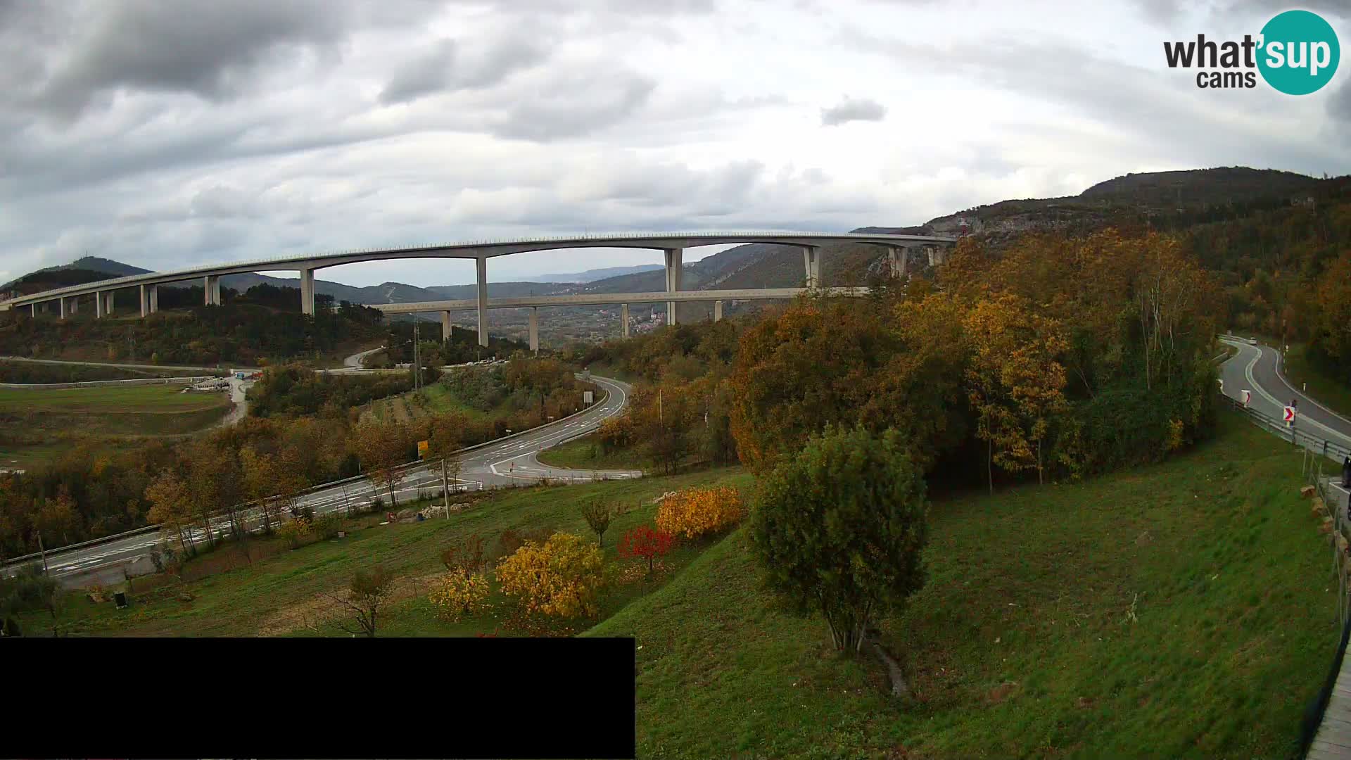 Live cam Črni Kal Viaduc – Viki Burger
