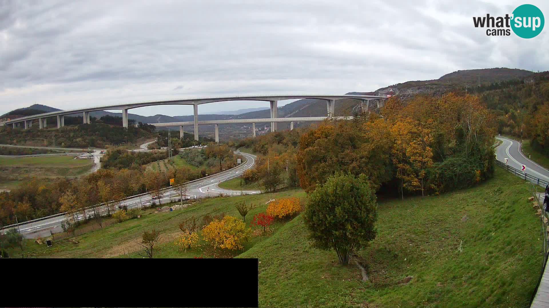 Live cam Črni Kal Viaduc – Viki Burger