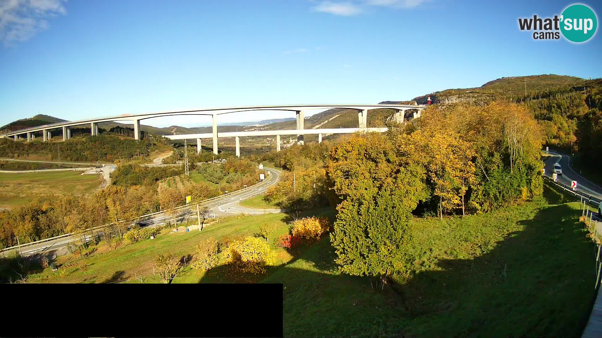 Live cam Črni Kal Viaduc – Viki Burger