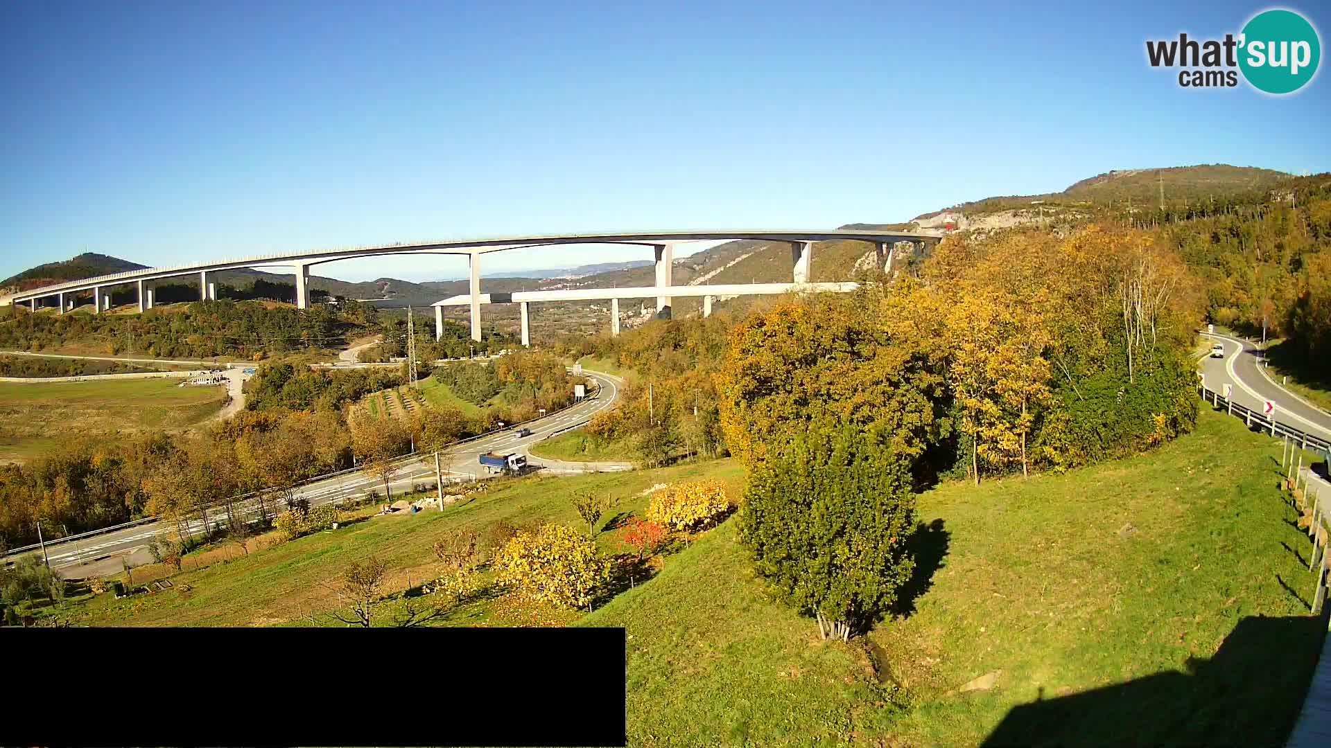 Webcam Črni Kal Viadukt – Viki Burger