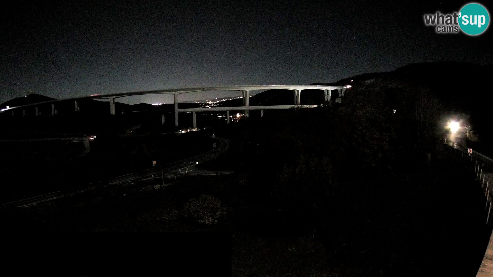 Kamera v živo Črni Kal Viadukt – pogled z Viki Burgerja