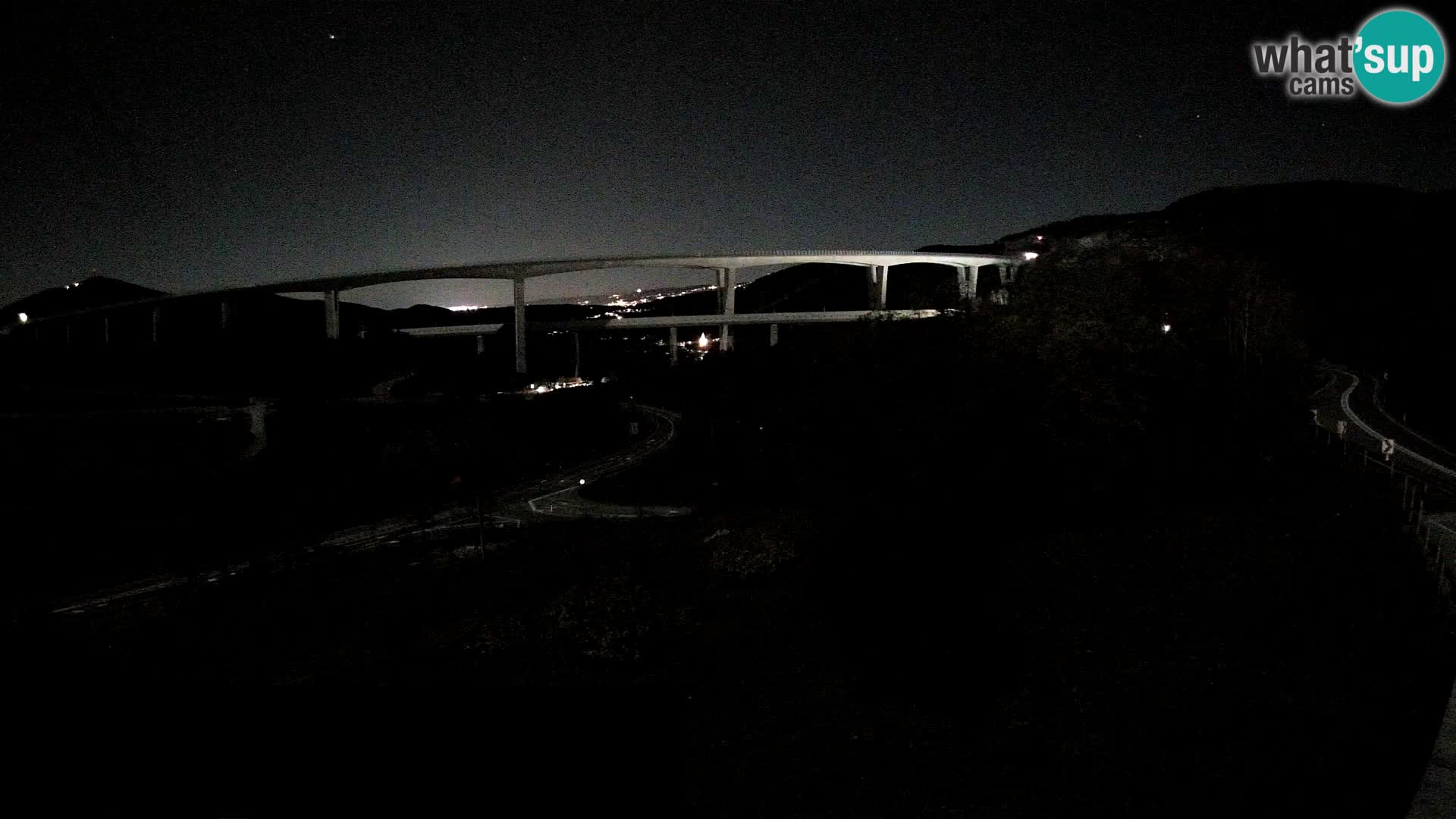 Kamera v živo Črni Kal Viadukt – pogled z Viki Burgerja