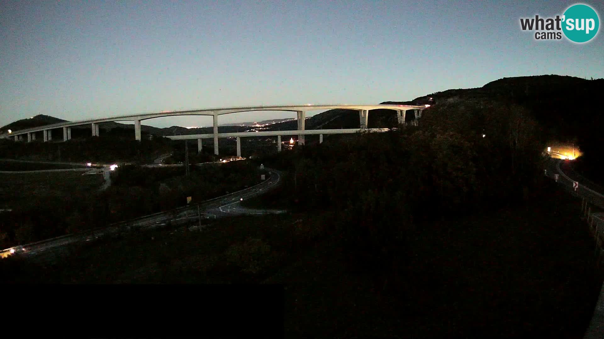 Live cam Črni Kal Viaduc – Viki Burger