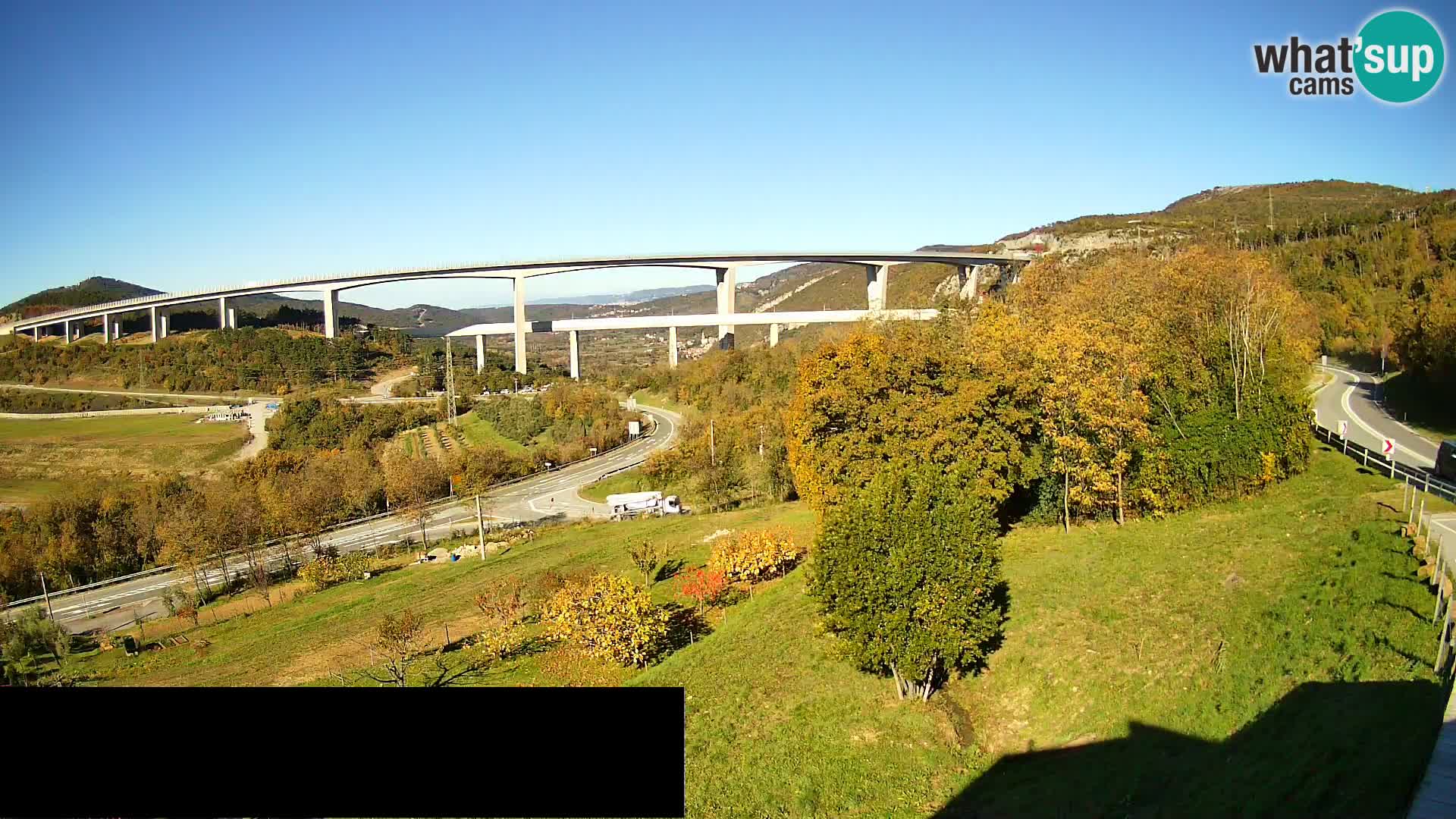 Web kamera Črni Kal Viadukt – pogled sa Viki Burgerja