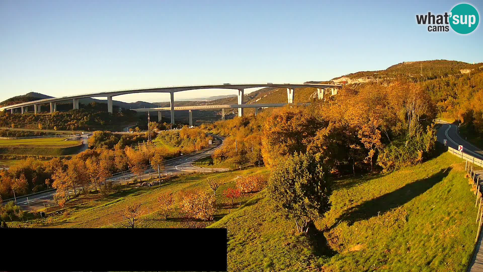 Live cam Črni Kal Viaduc – Viki Burger