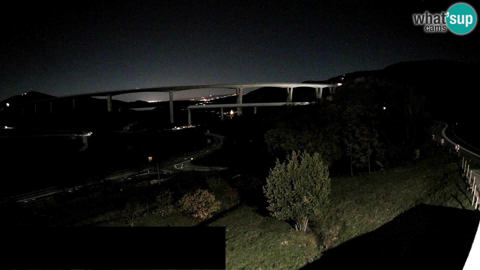 Live cam Črni Kal Viaduc – Viki Burger