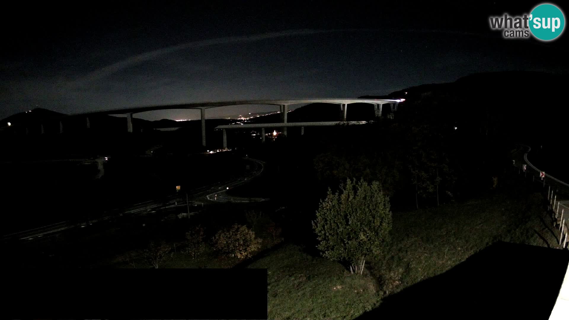 Camera en vivo Črni Kal Viaducto – Viki Burger