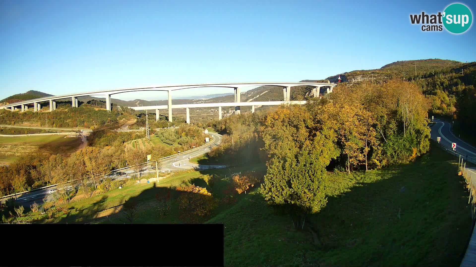 Kamera v živo Črni Kal Viadukt – pogled z Viki Burgerja