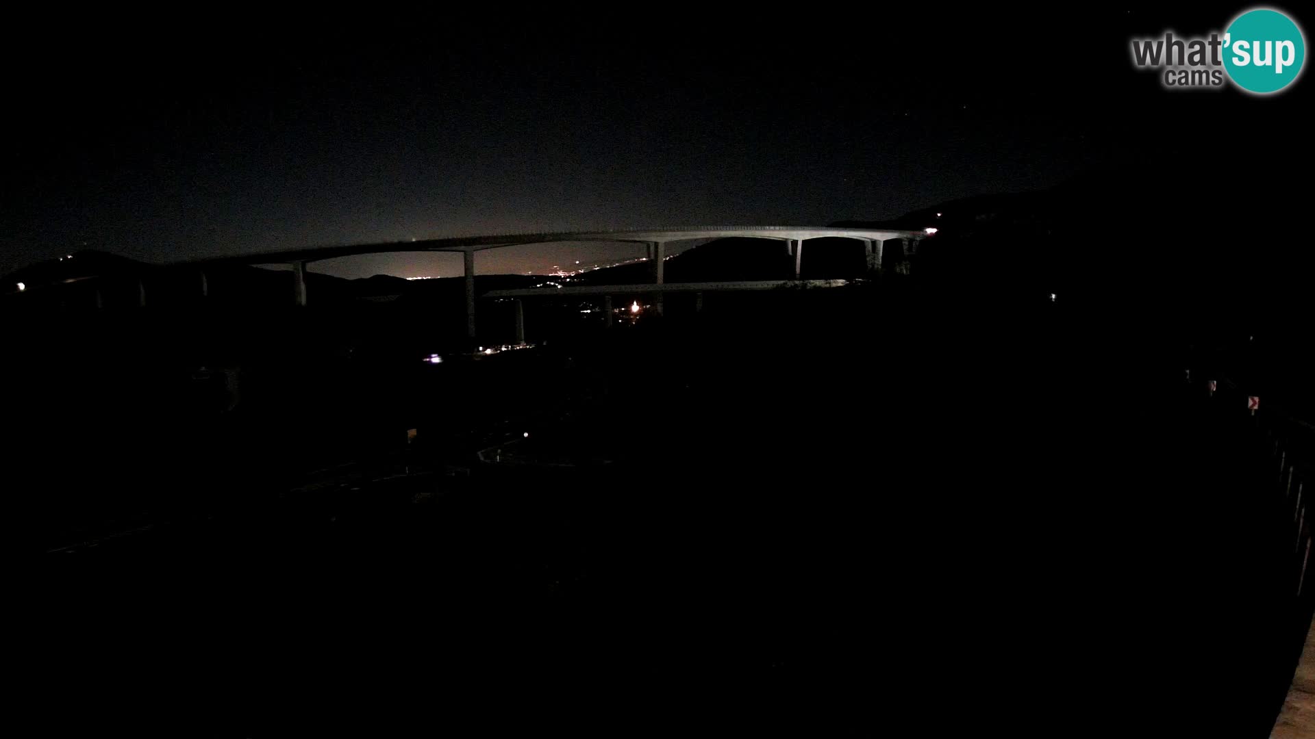 Webcam Črni Kal Viaduct – view from Viki Burger