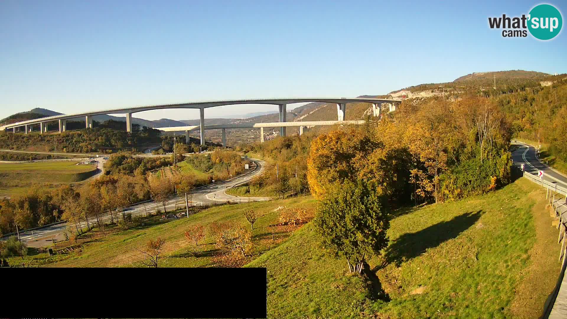 Webcam Črni Kal Viadukt – Viki Burger