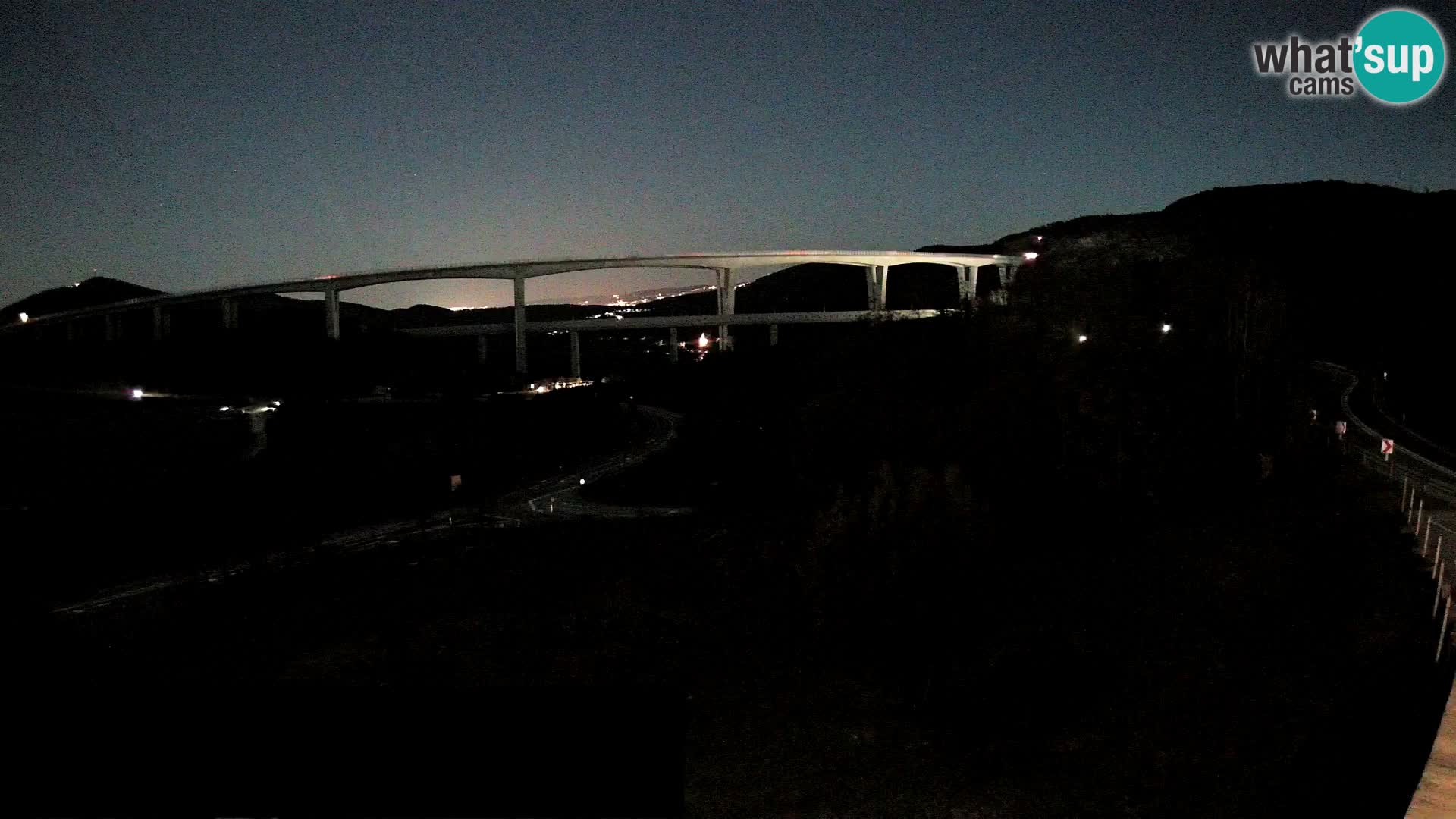 Camera en vivo Črni Kal Viaducto – Viki Burger