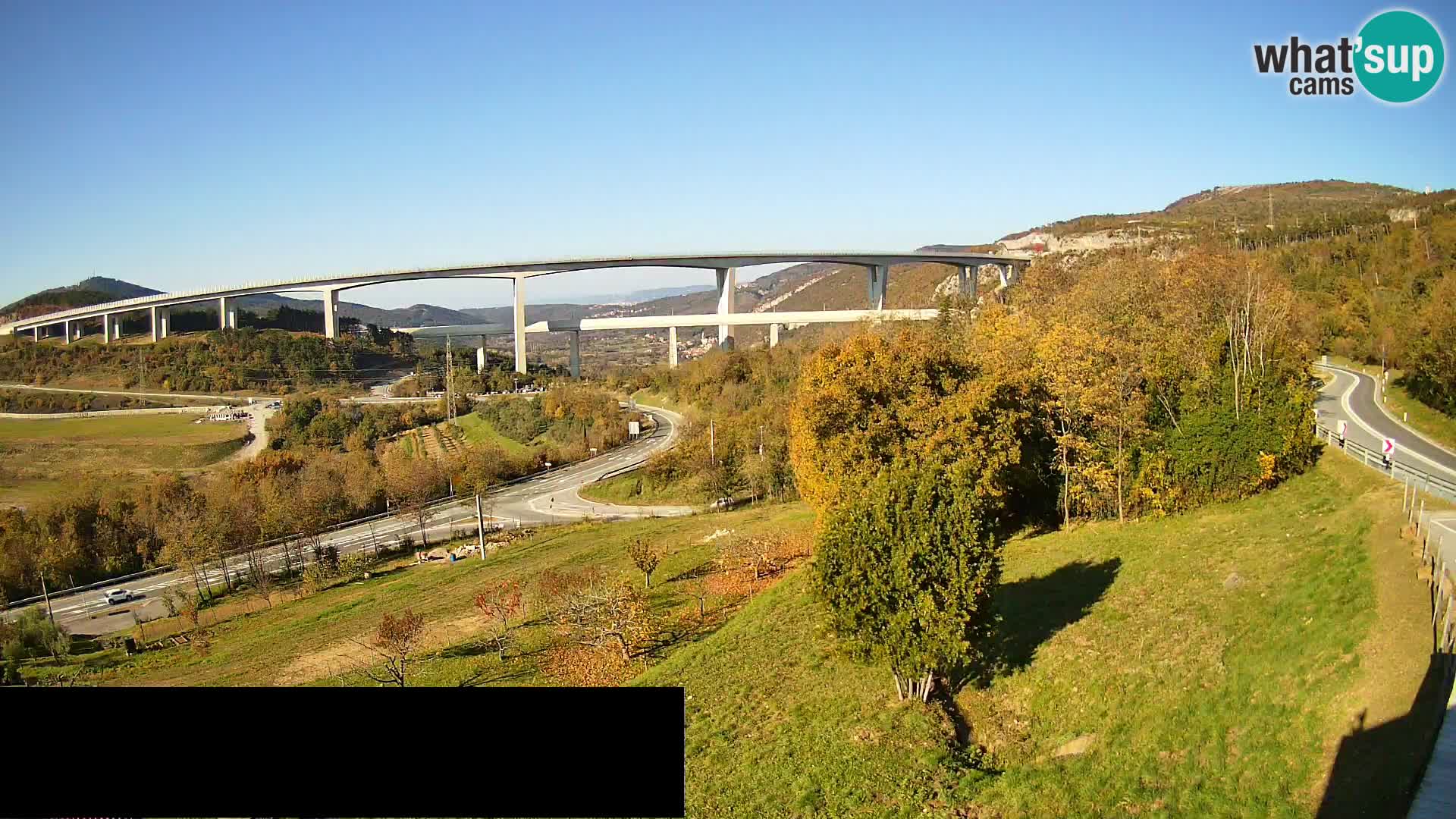 Live cam Črni Kal Viaduc – Viki Burger