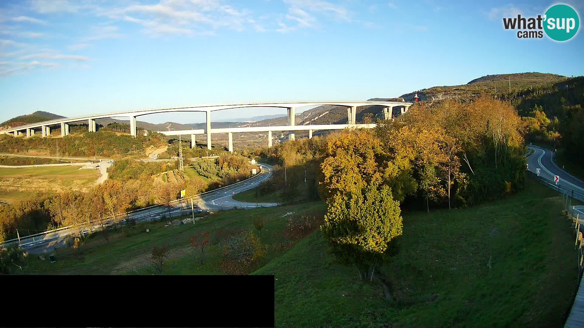 Live cam Črni Kal Viaduc – Viki Burger