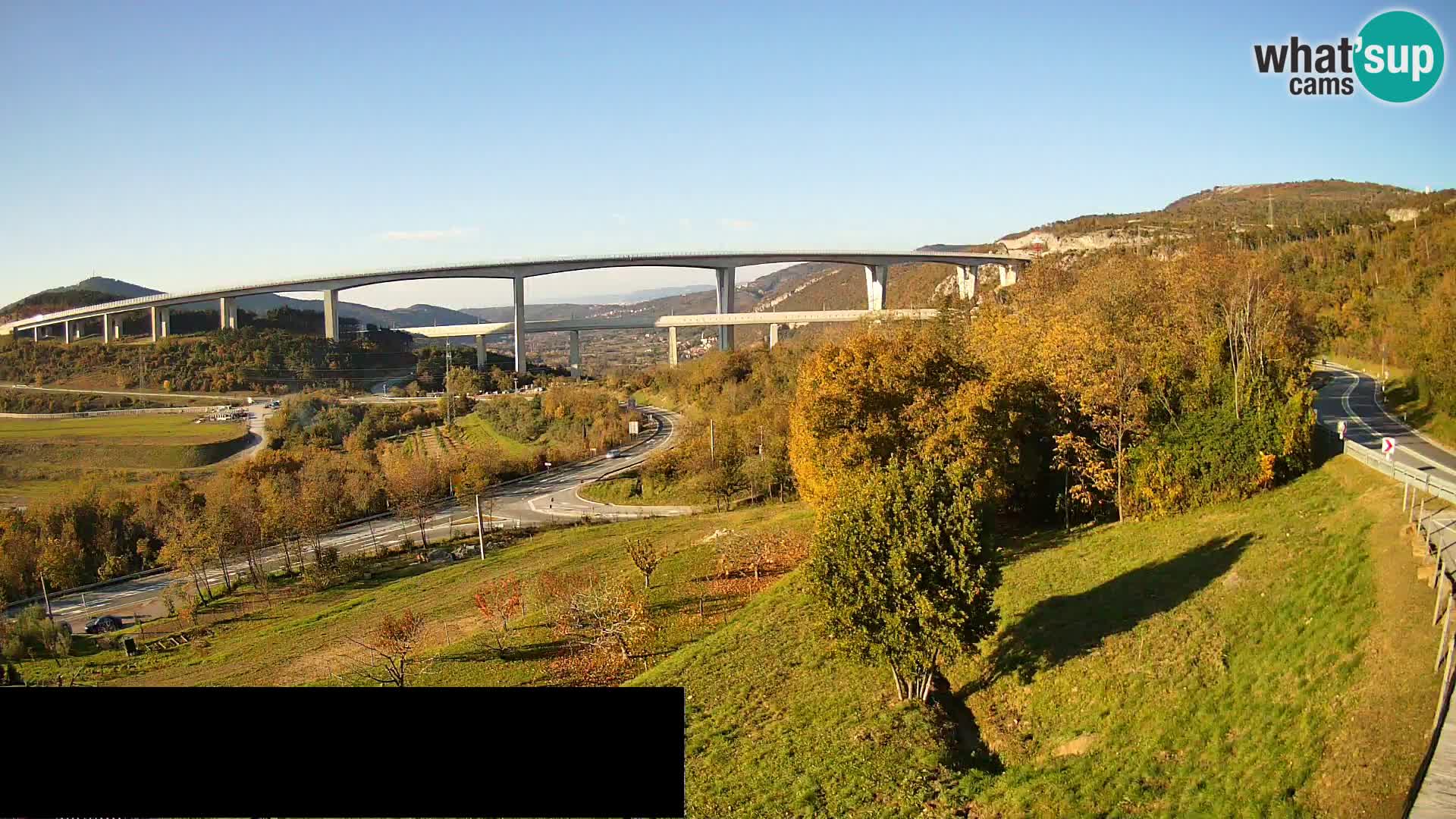 Live cam Črni Kal Viaduc – Viki Burger