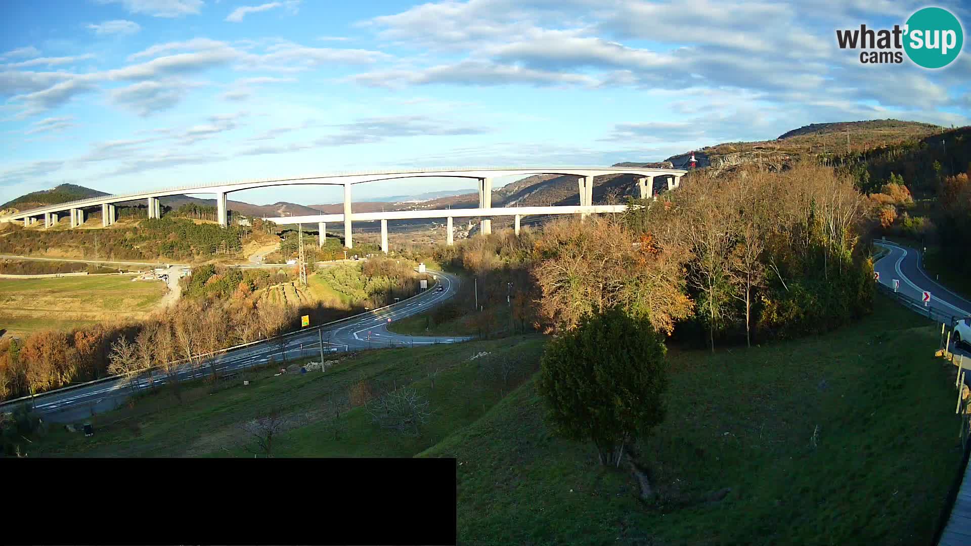 Live cam Črni Kal Viaduc – Viki Burger