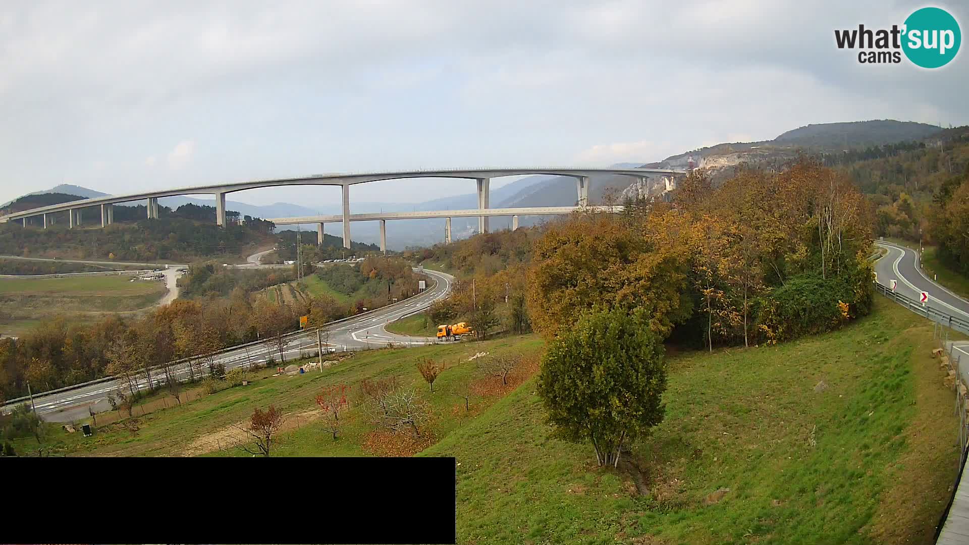 Live cam Črni Kal Viaduc – Viki Burger