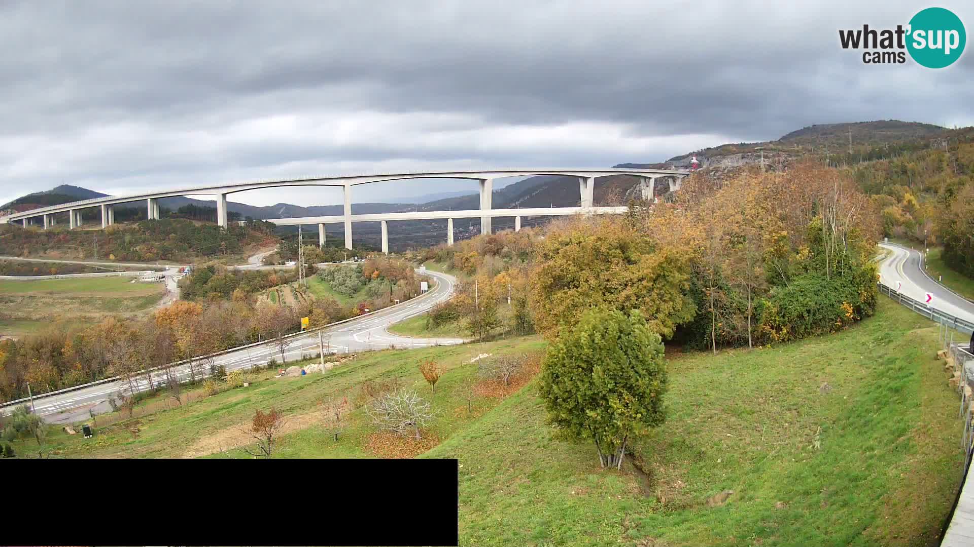 Camera en vivo Črni Kal Viaducto – Viki Burger