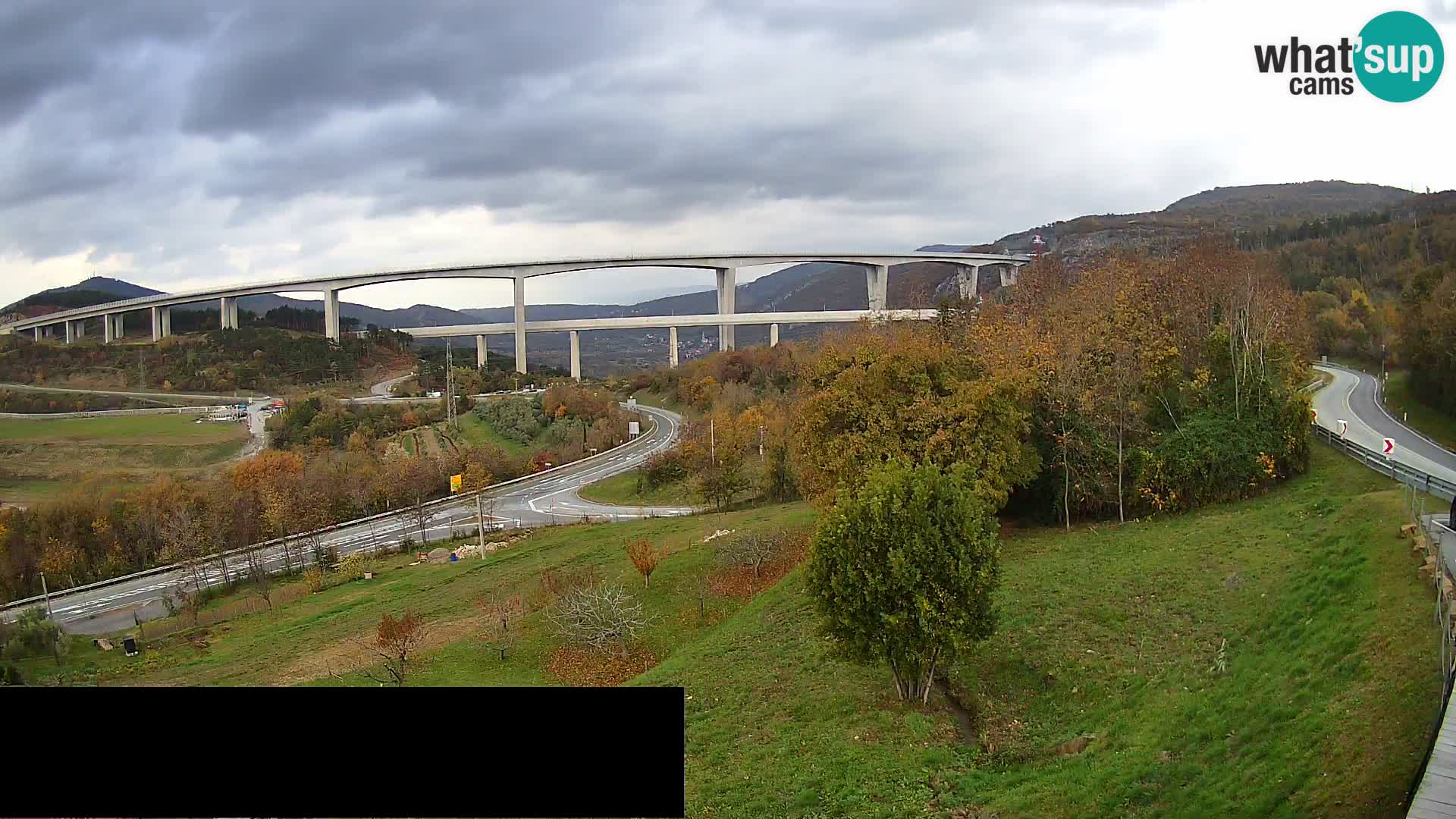 Camera en vivo Črni Kal Viaducto – Viki Burger