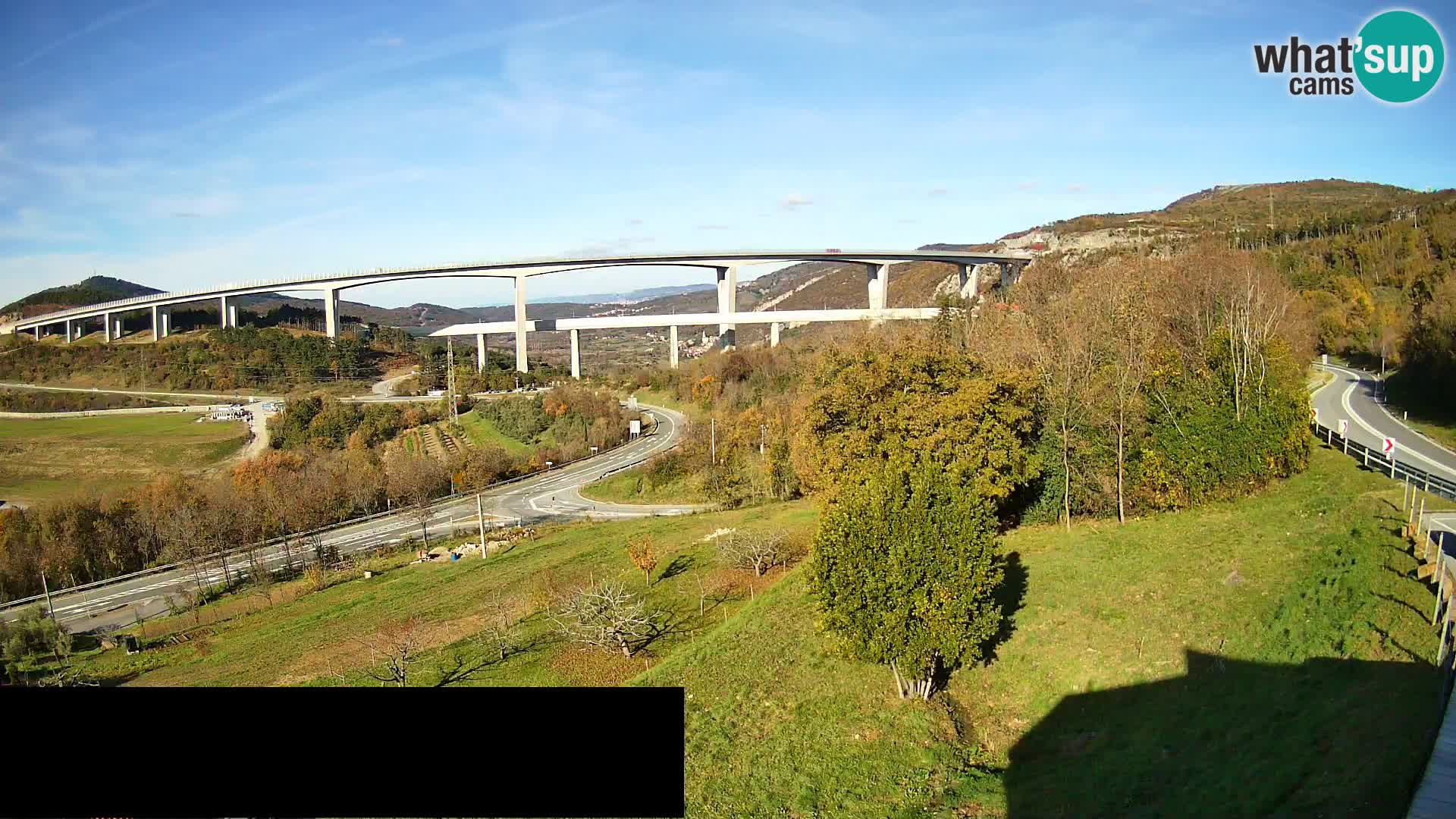 Live cam Črni Kal Viaduc – Viki Burger