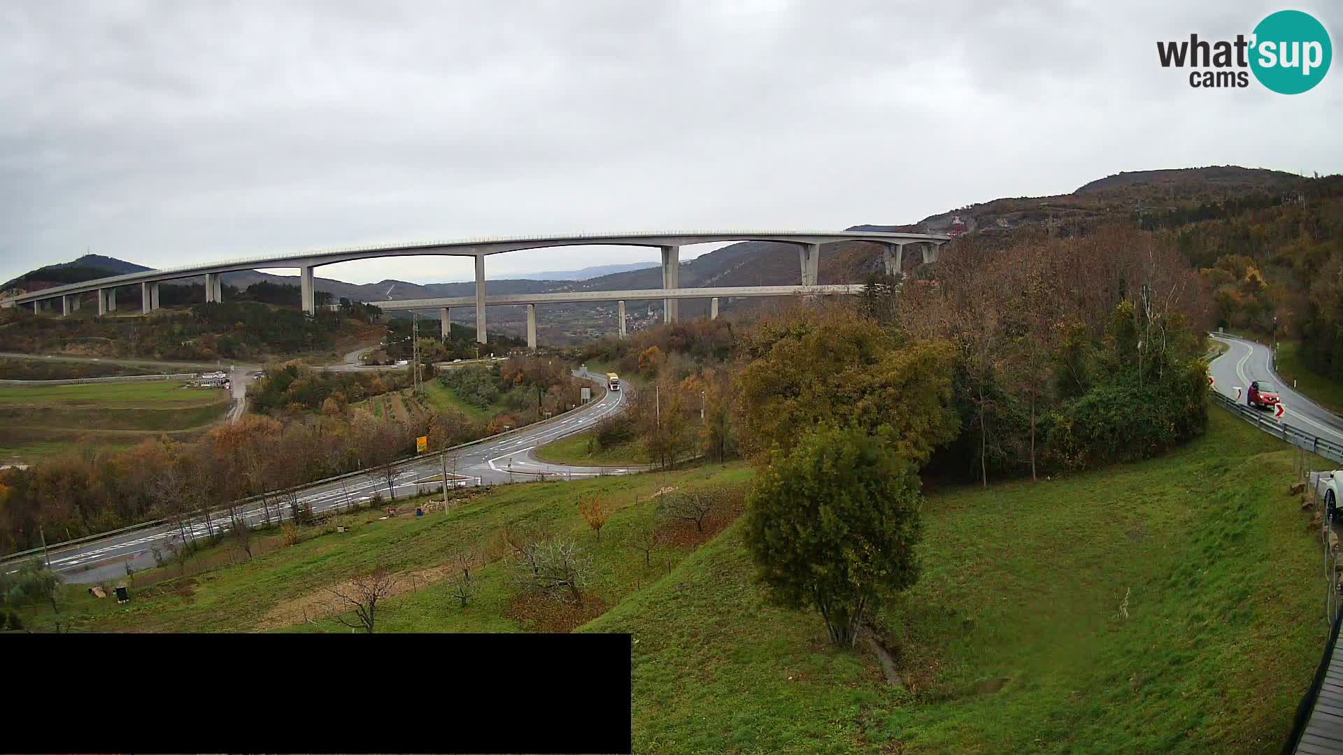 Live cam Črni Kal Viaduc – Viki Burger