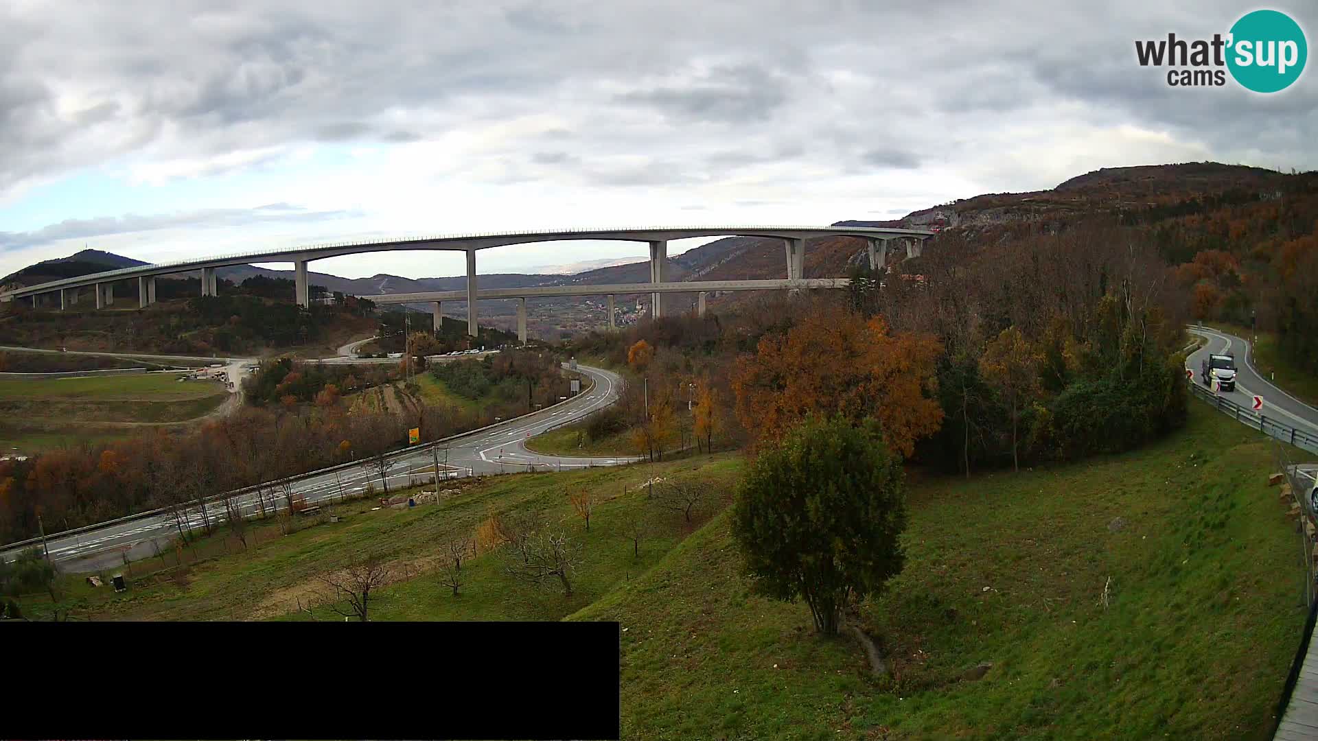 Livecam  Črni Kal Viadotto – panorama dal Viki Burger