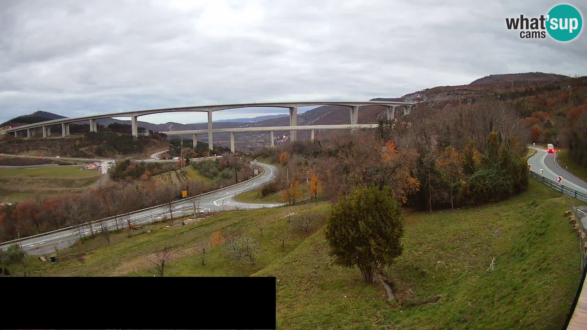Live cam Črni Kal Viaduc – Viki Burger