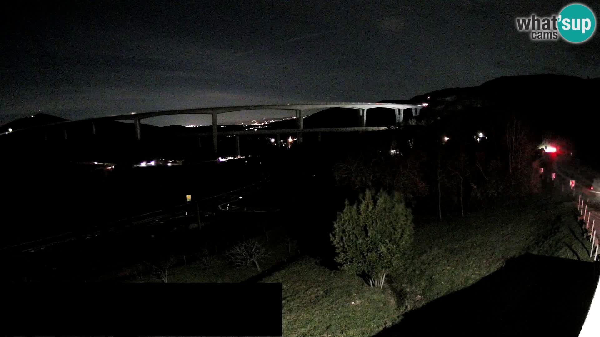 Webcam Črni Kal Viadukt – Viki Burger
