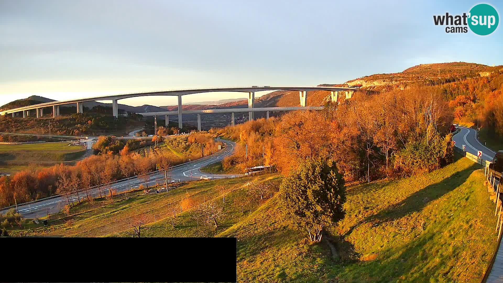 Livecam  Črni Kal Viadotto – panorama dal Viki Burger