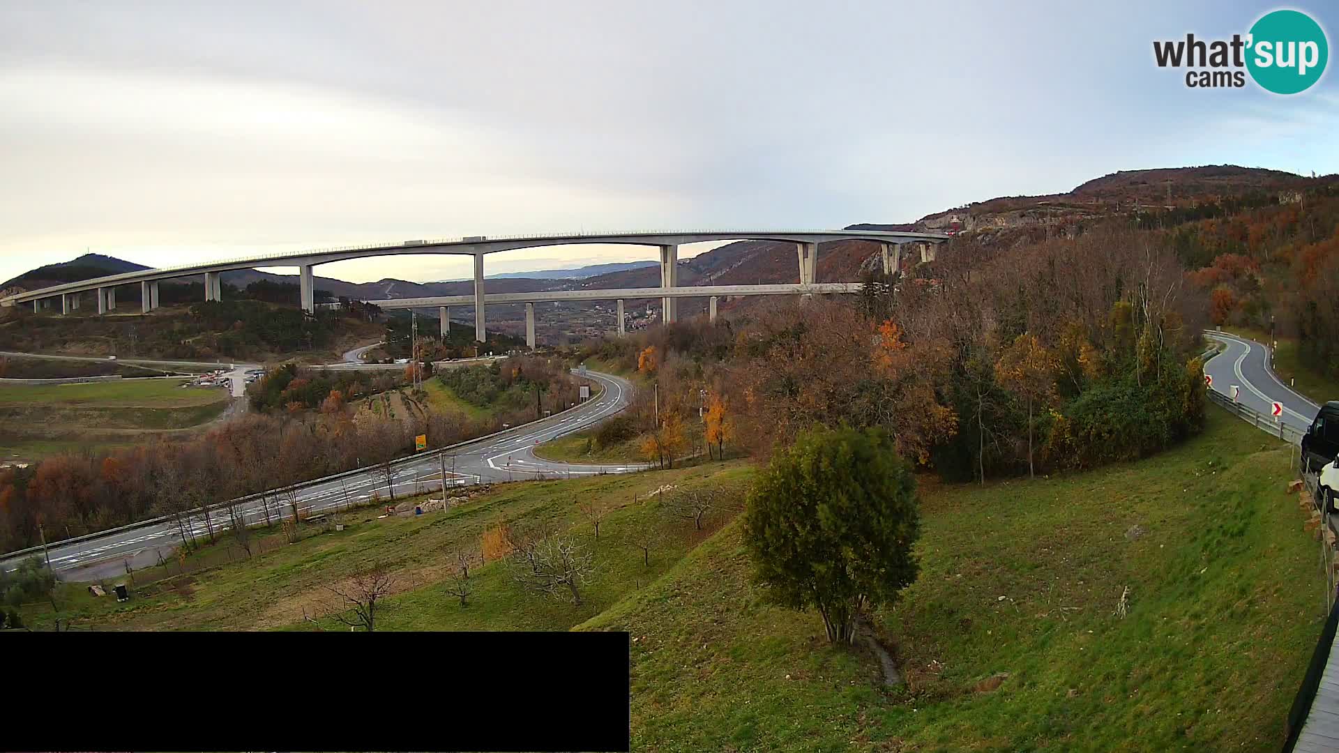 Live cam Črni Kal Viaduc – Viki Burger