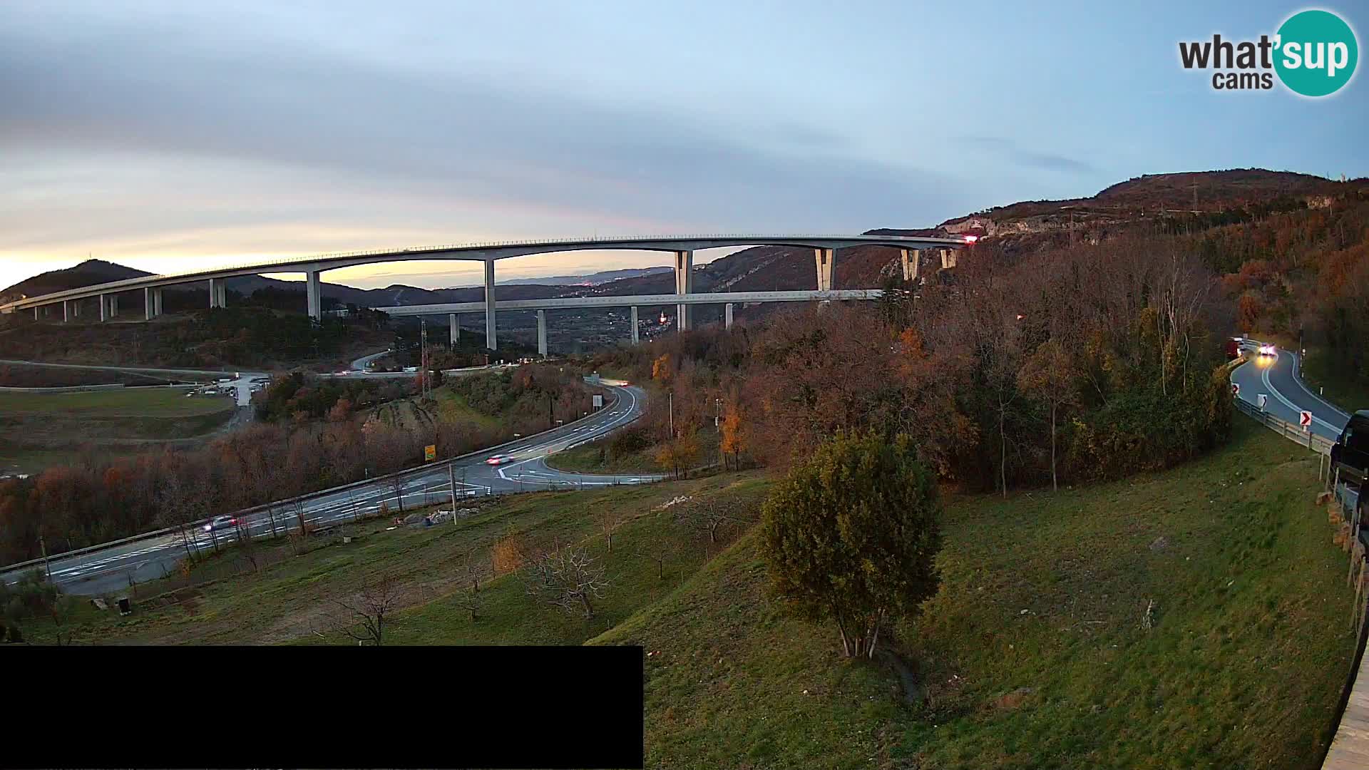Livecam  Črni Kal Viadotto – panorama dal Viki Burger