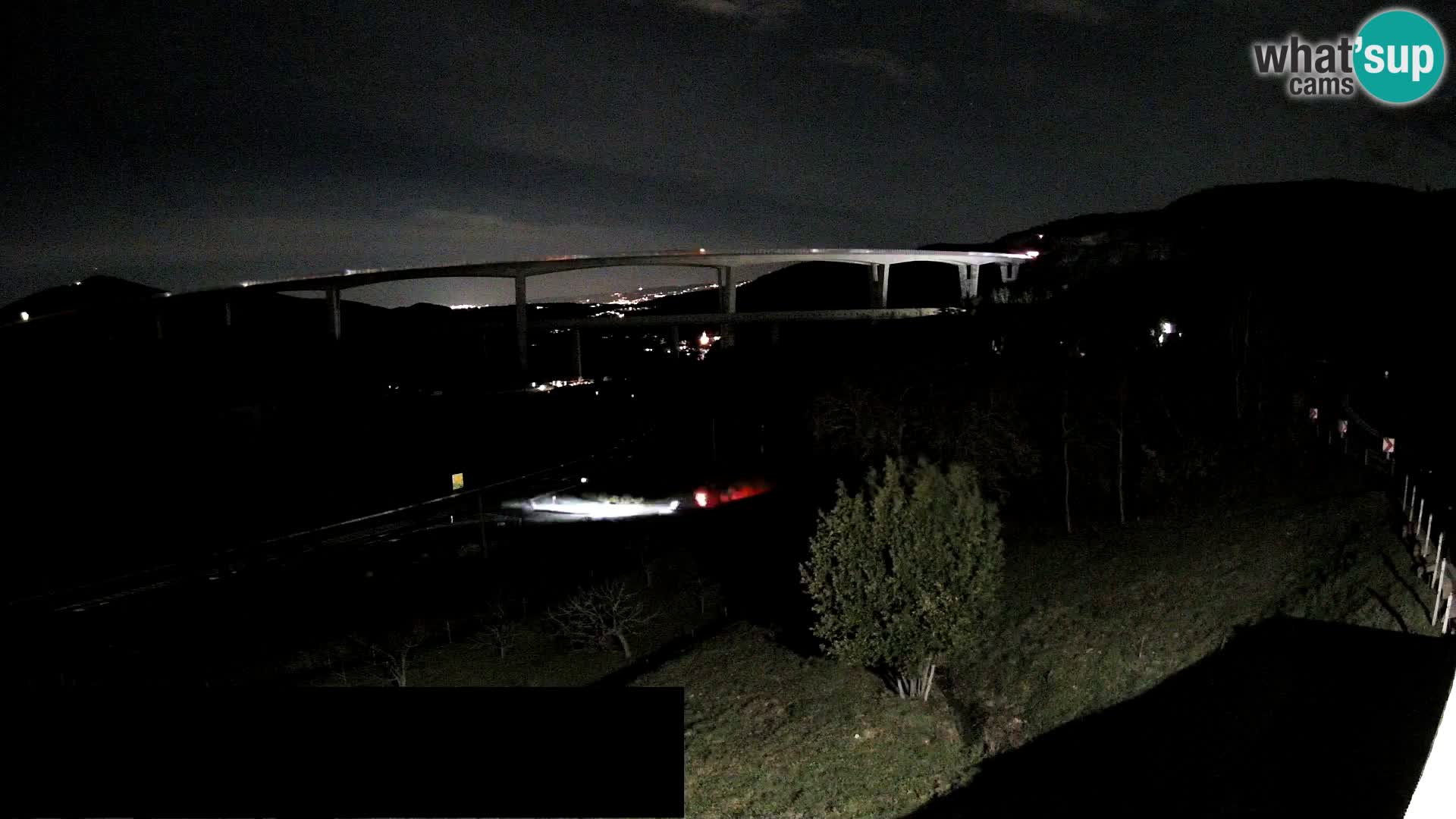 Web kamera Črni Kal Viadukt – pogled sa Viki Burgerja