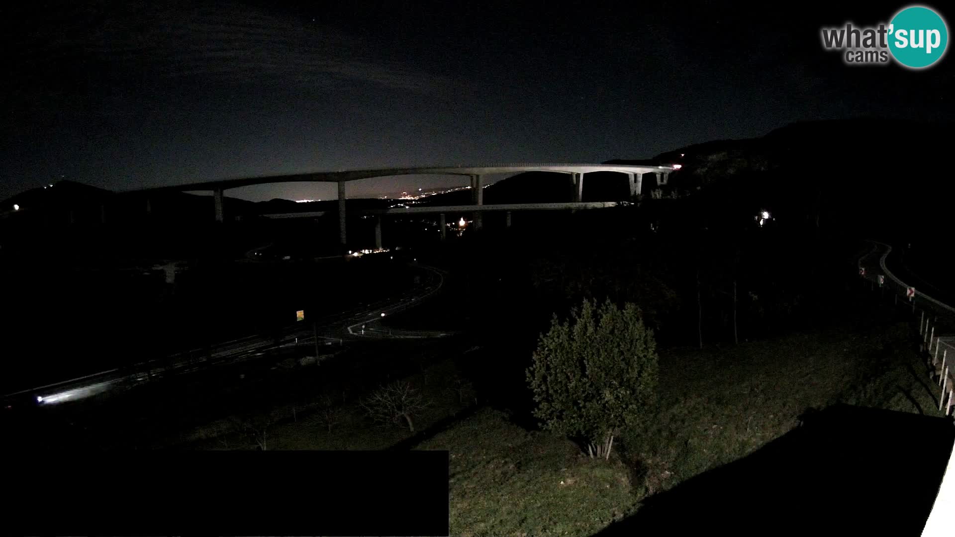 Camera en vivo Črni Kal Viaducto – Viki Burger