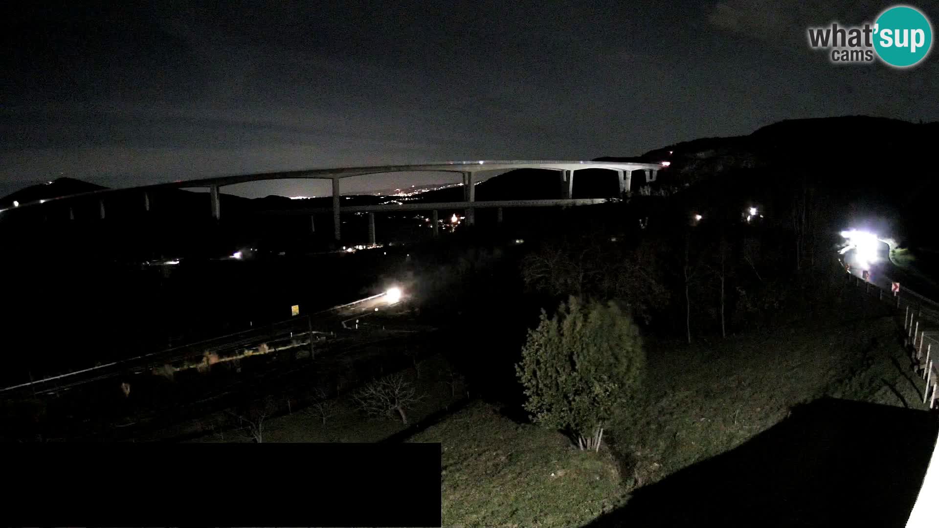 Camera en vivo Črni Kal Viaducto – Viki Burger