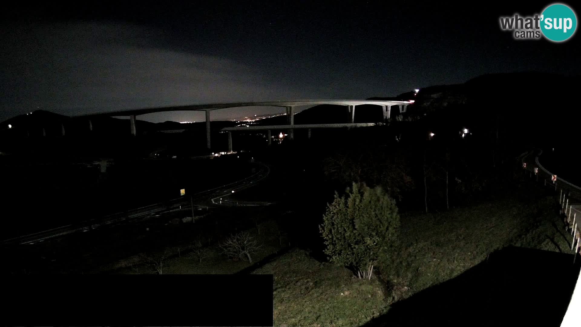 Live cam Črni Kal Viaduc – Viki Burger