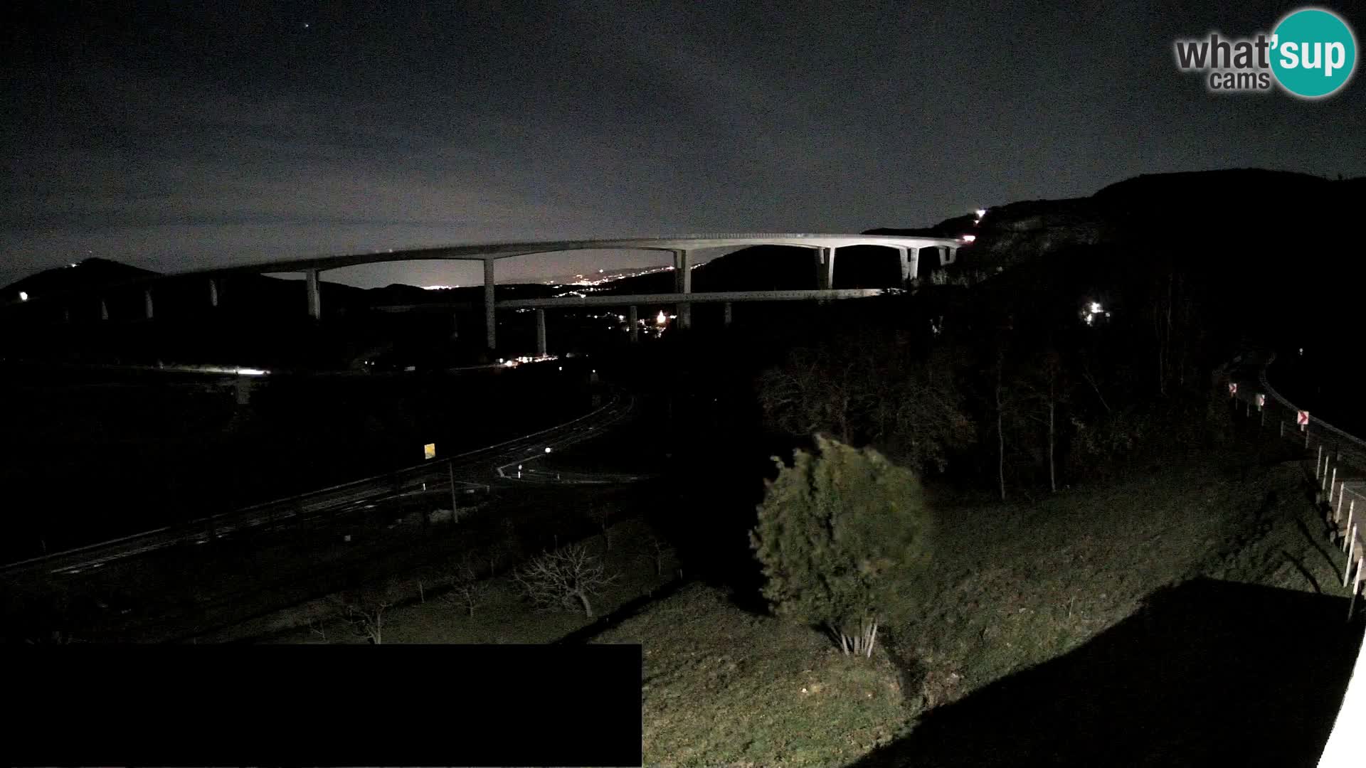 Camera en vivo Črni Kal Viaducto – Viki Burger